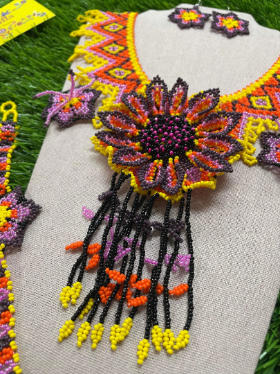 Handmade Floral Beaded Jewelry Set