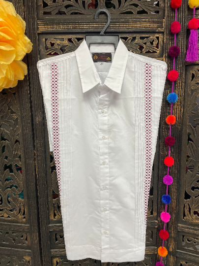 Men's Guayaberas Sleek Design