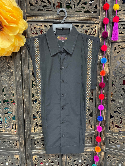 Men's Guayaberas Sleek Design