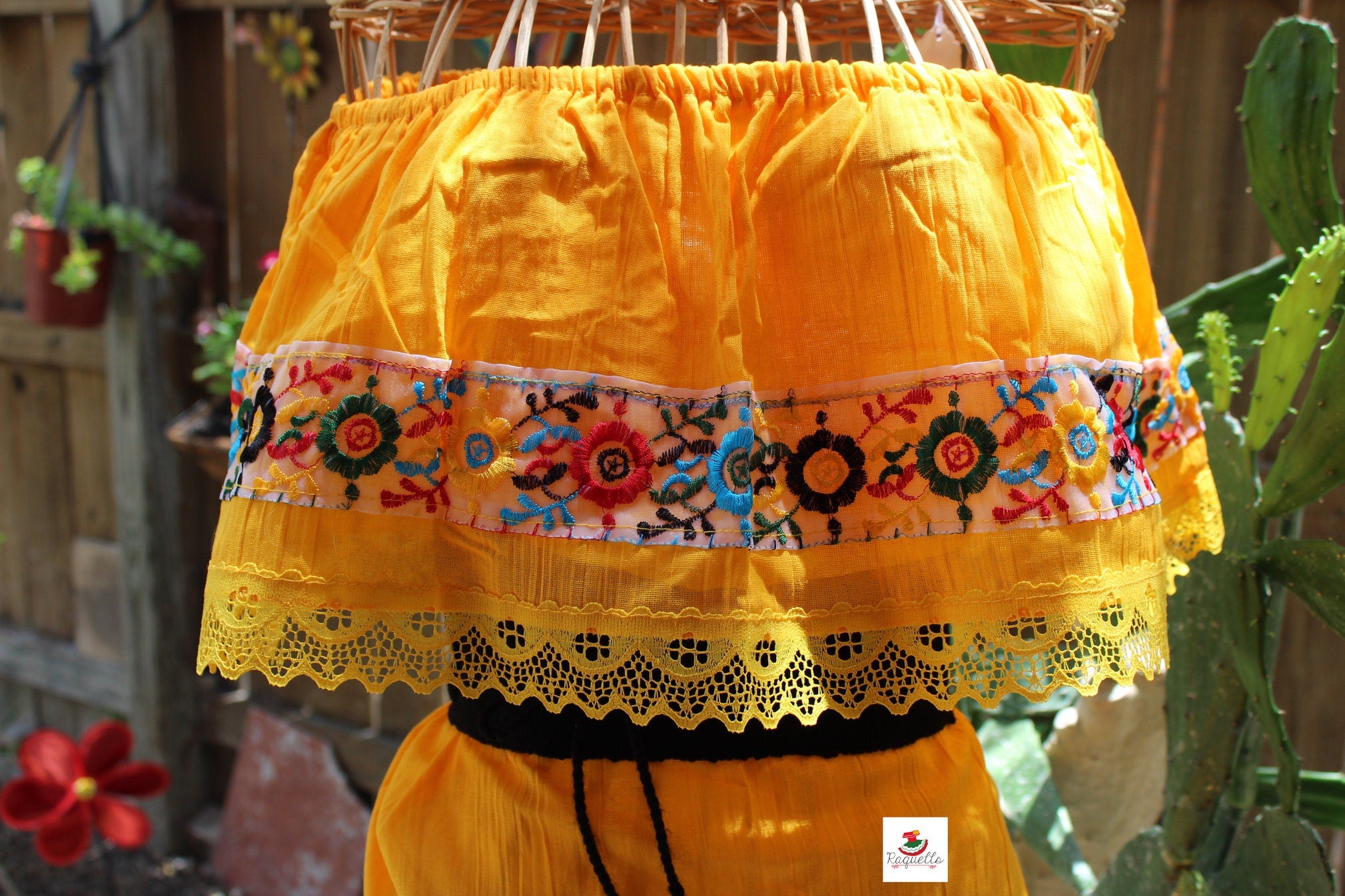 Image of Gauze Blouse w/Crochet Collar