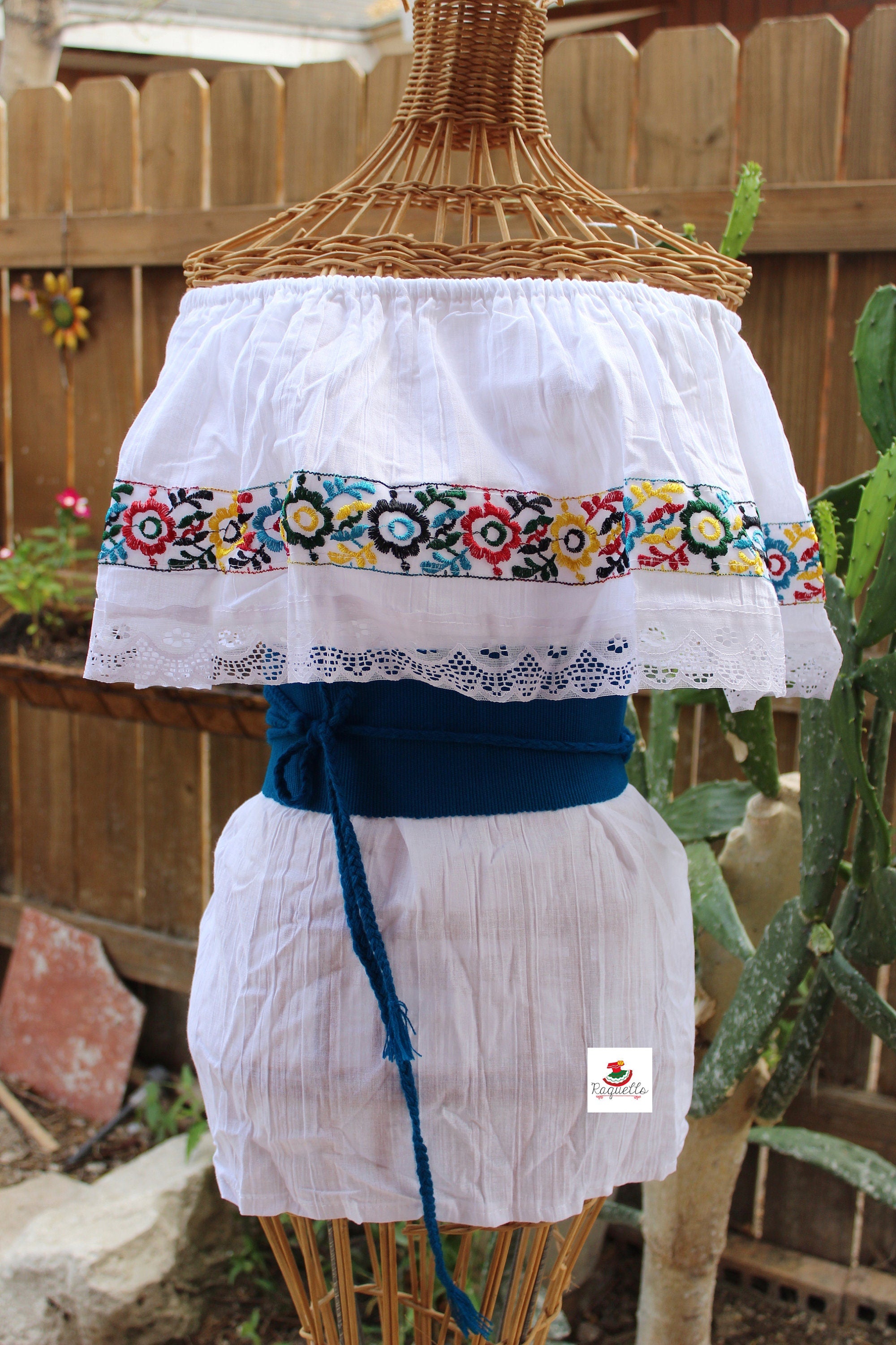 Gauze Blouse w/Crochet Collar