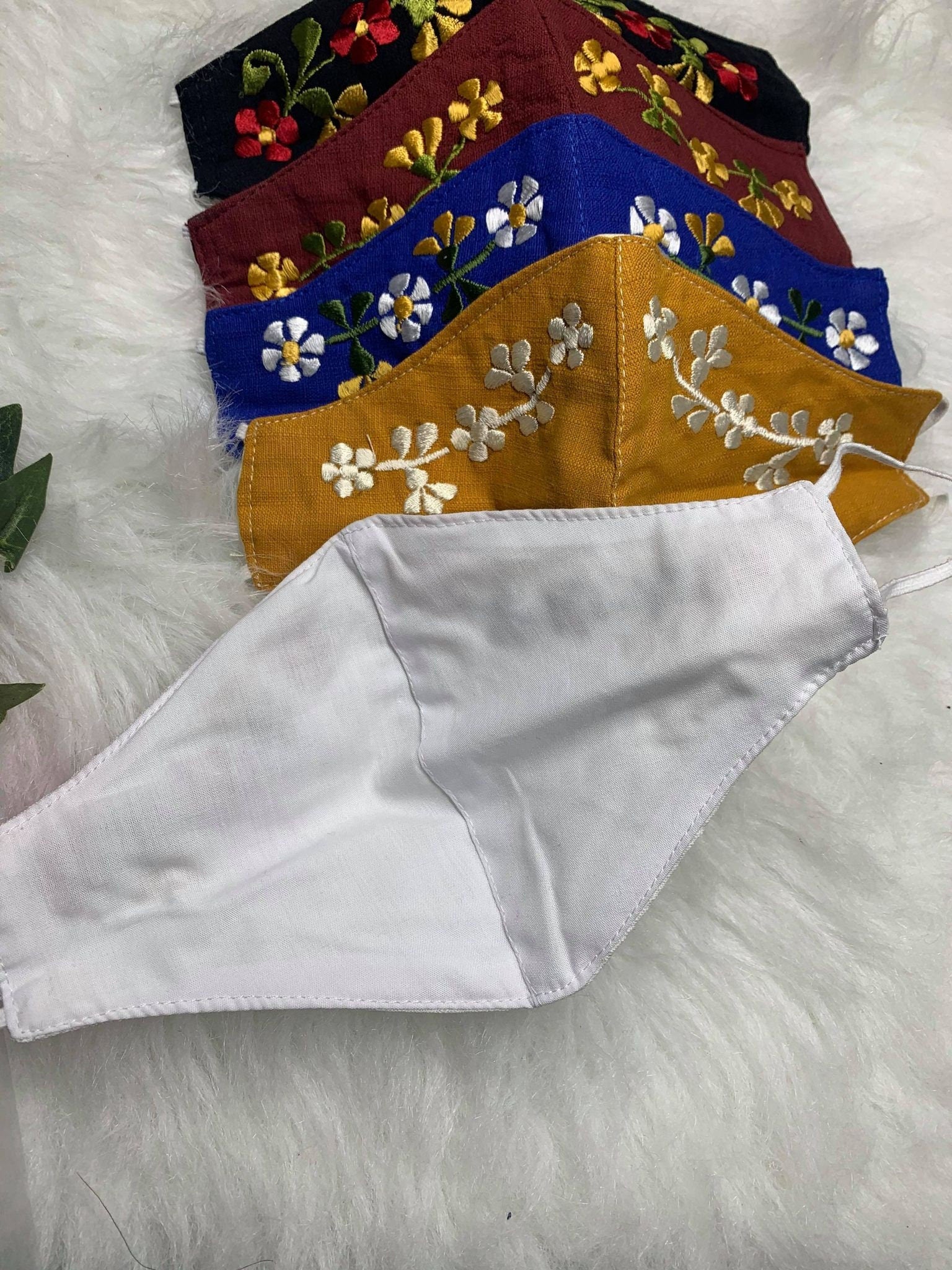 Image of Mexican Simple Embroidered Face Mask - Handmade Artisanal Face Masks