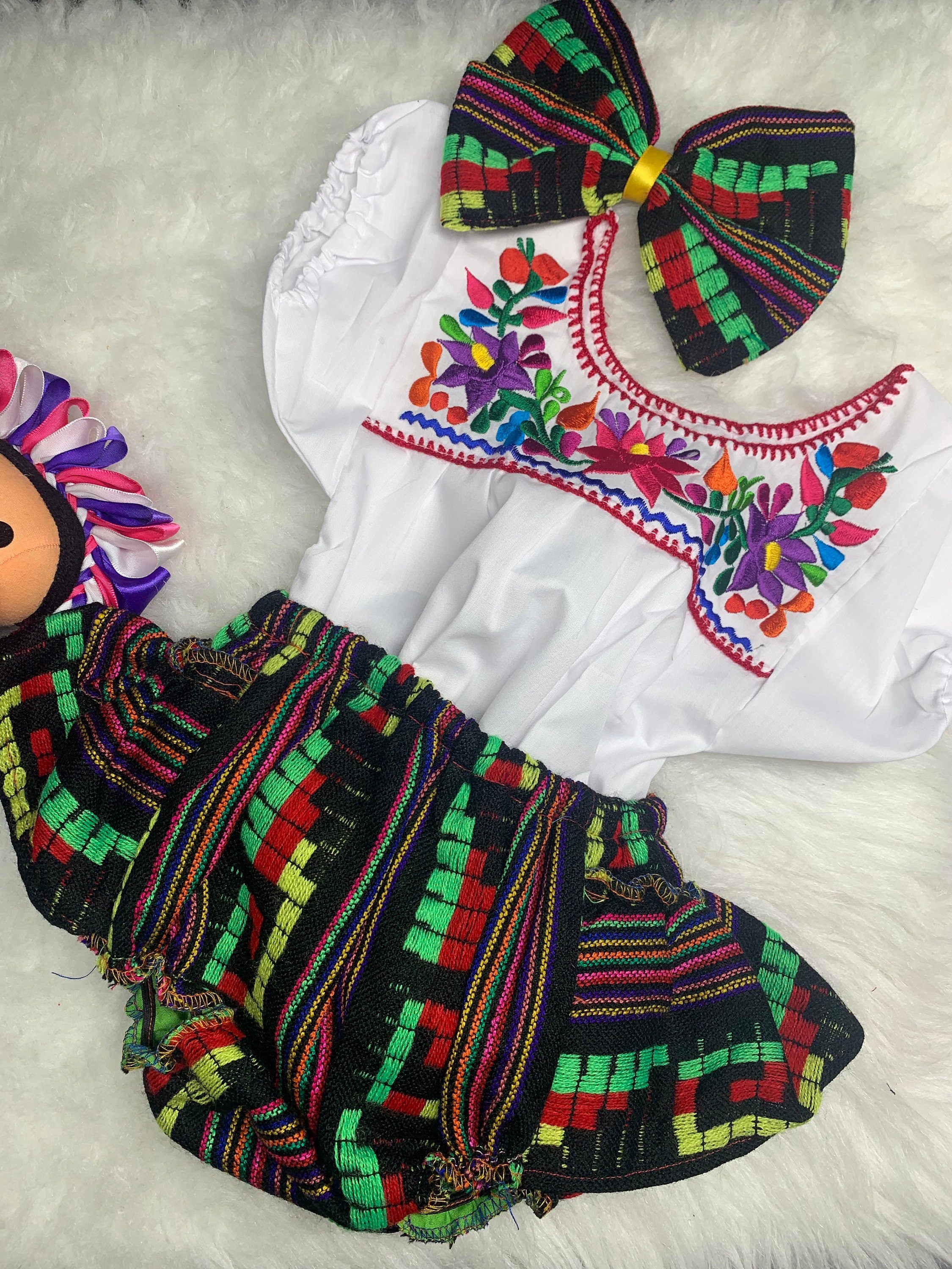 Image of 9-12 Months Baby Fiesta 3 piece Outfit: Sarape Bloomer, Hair bow, and Blouse - 1 year old Fiesta Outfit