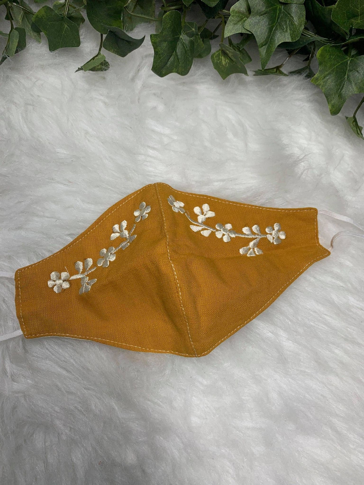 Mexican Simple Embroidered Face Mask - Handmade Artisanal Face Masks