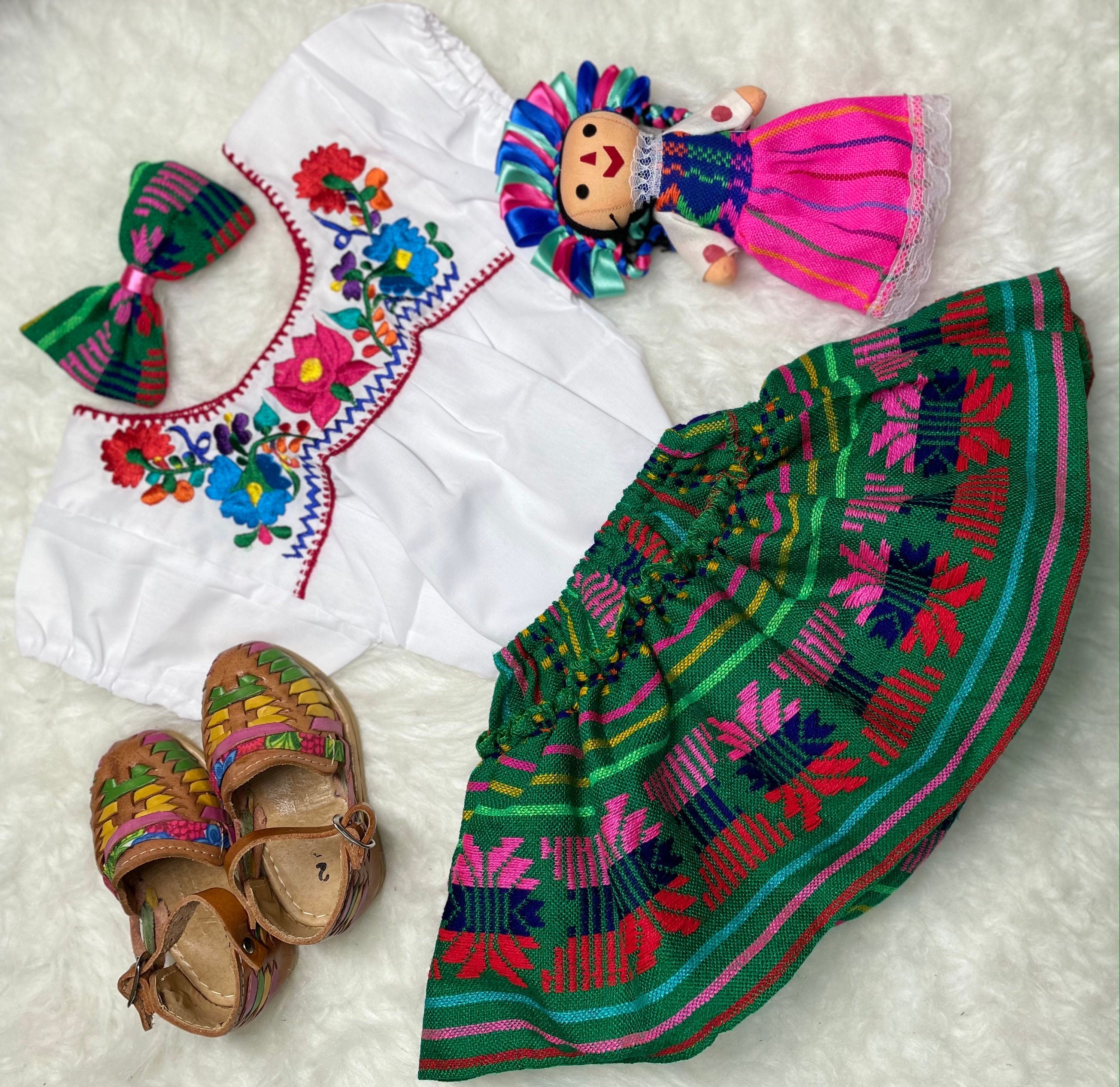 Image of 12 Months Baby Sarape Bloomers Sarape 3 piece Outfit w/Hairbow and Blouse is included
