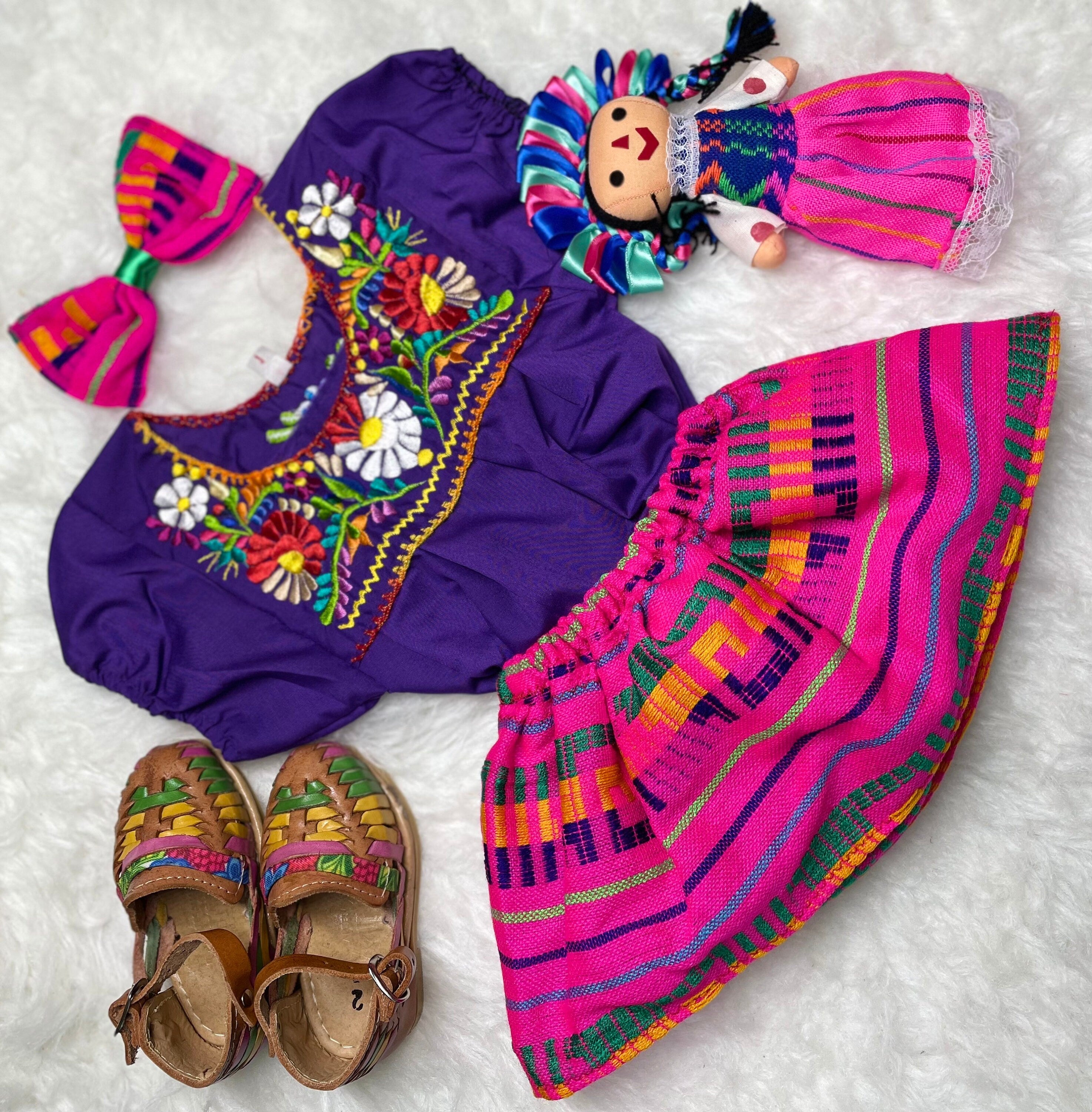 Image of 12 Months Baby Sarape Bloomers Sarape 3 piece Outfit w/Hairbow and Blouse is included