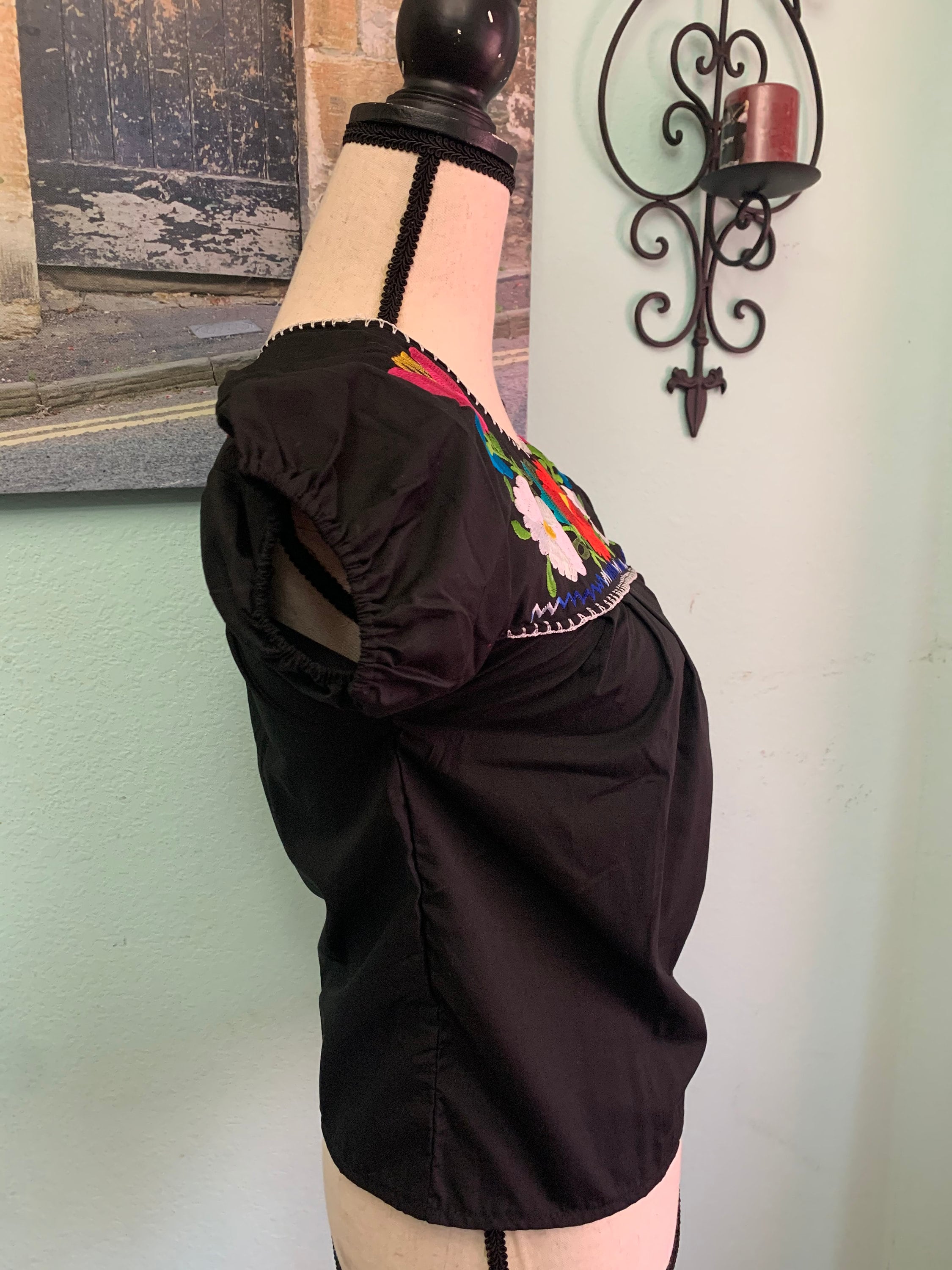 Traditional Mexican Embroidered Blouse - Artisanal Blouse - XSmall