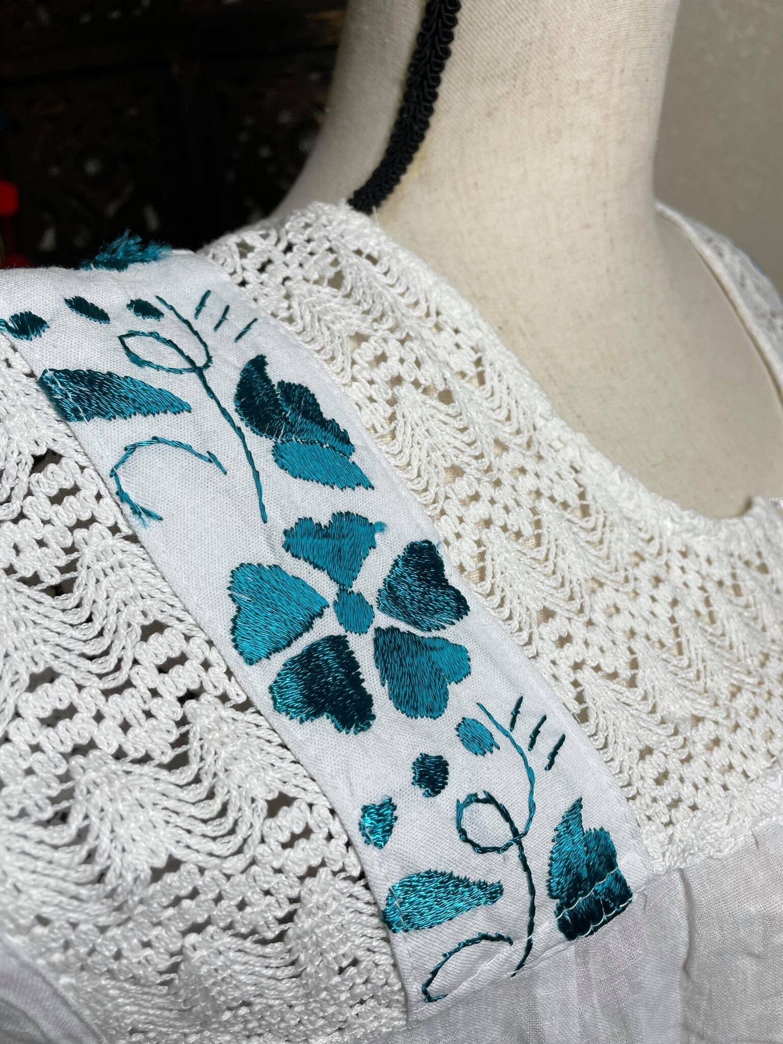 Precious Embroidered Blouse made in Puebla, Mexico - Medium