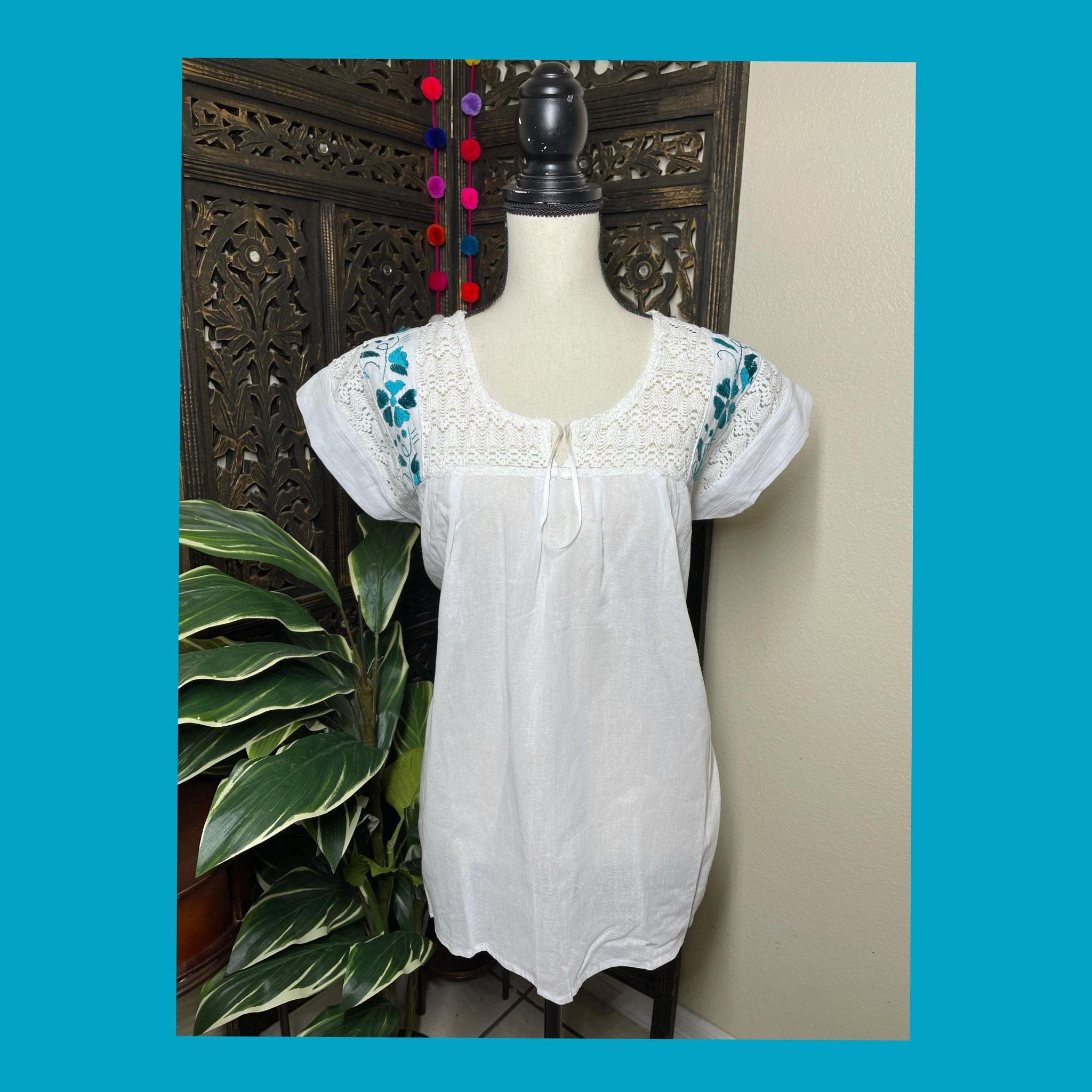 Precious Embroidered Blouse made in Puebla, Mexico - Medium