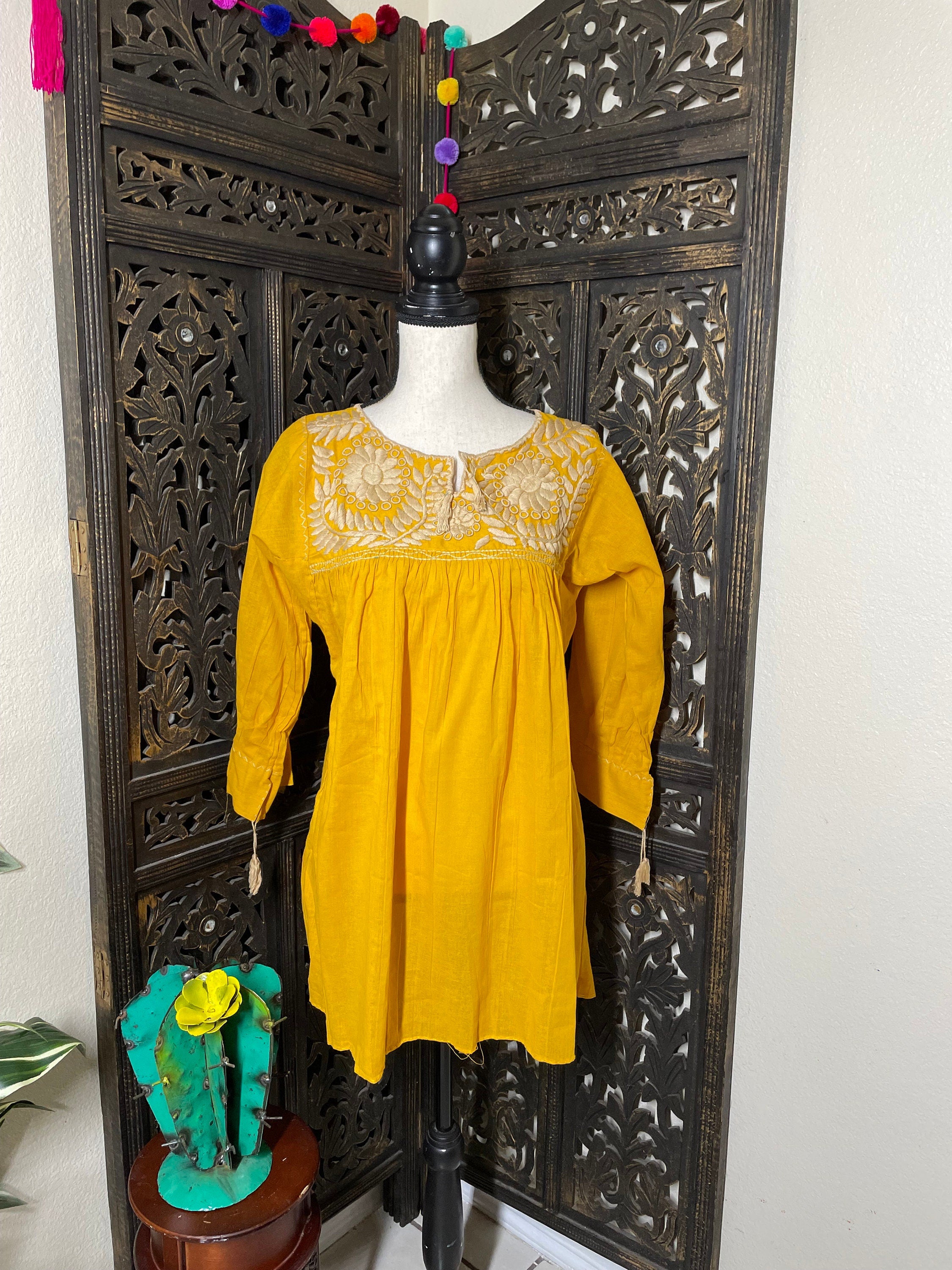 Image of Nice and Gorgeous Gauze Blouse w/Gorgeous Embroidered Flower designs