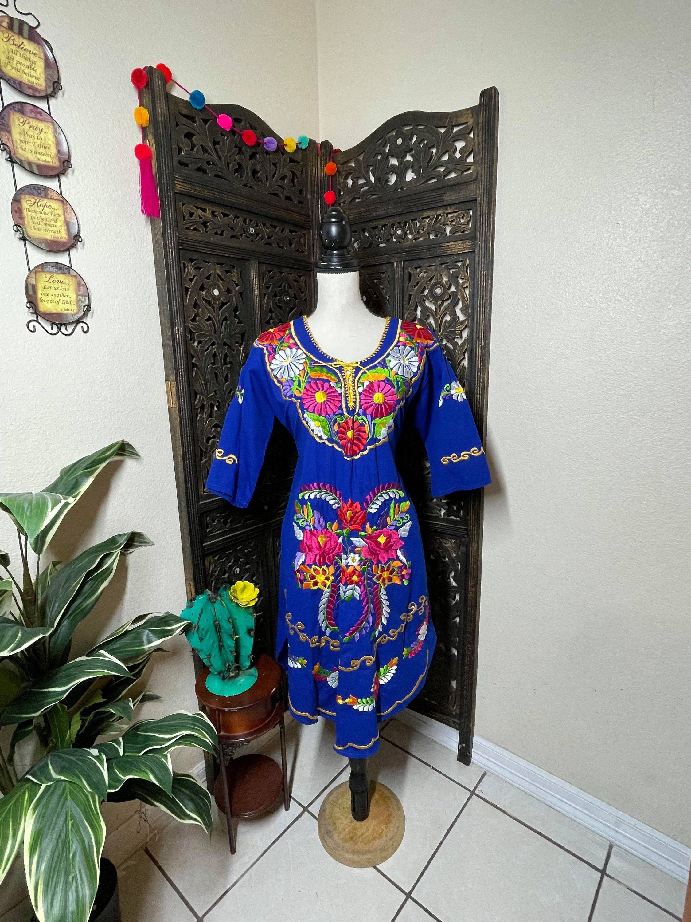 Gorgeous Hand Embroidered Dress - Mexican Embroidered Dress - Floral Designs - LARGE