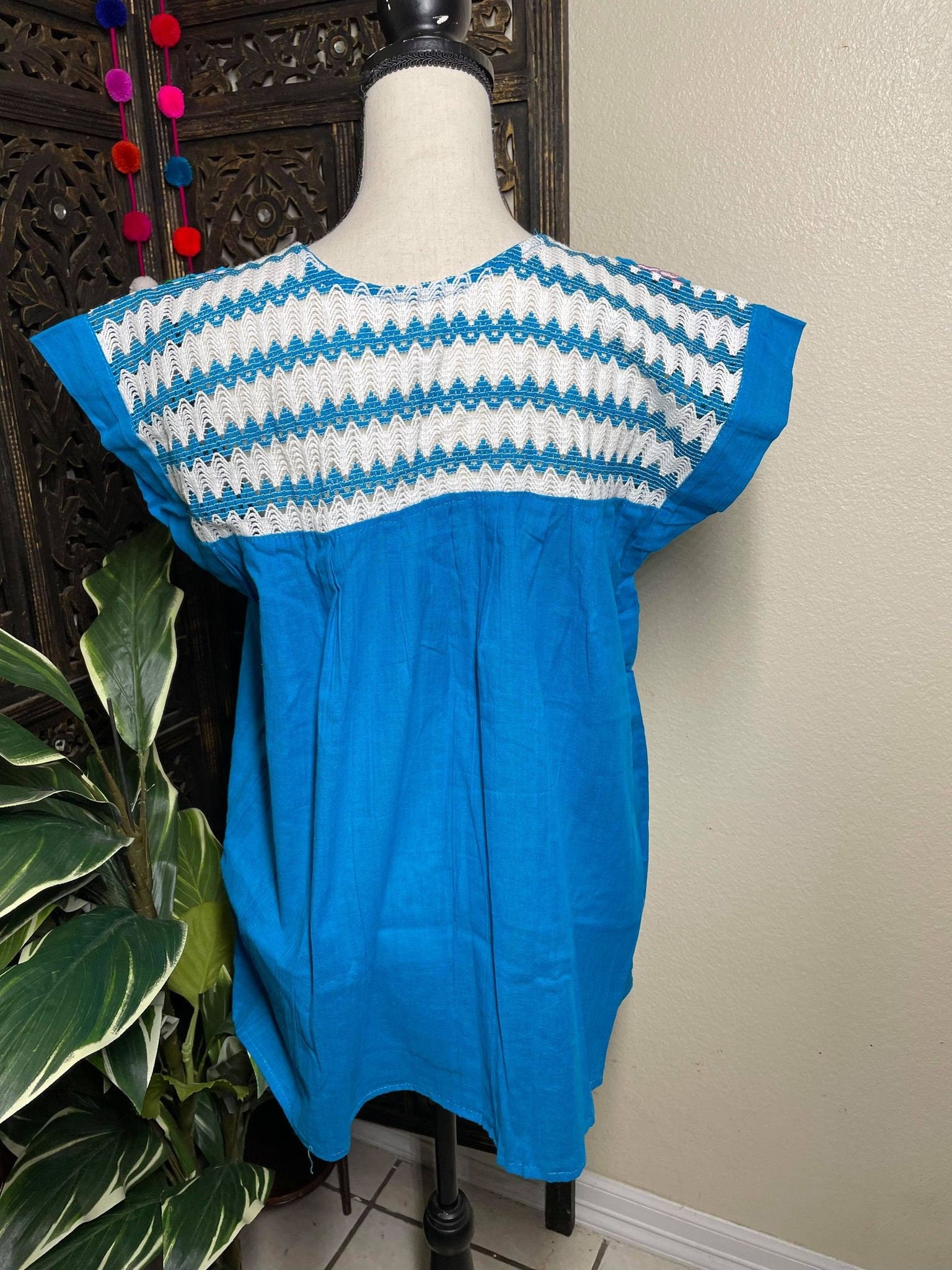 Image of Precious Embroidered Blouse made in Puebla, Mexico - Medium Size