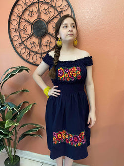 Image of Trendy Artisanal Dress - Elastic Waist