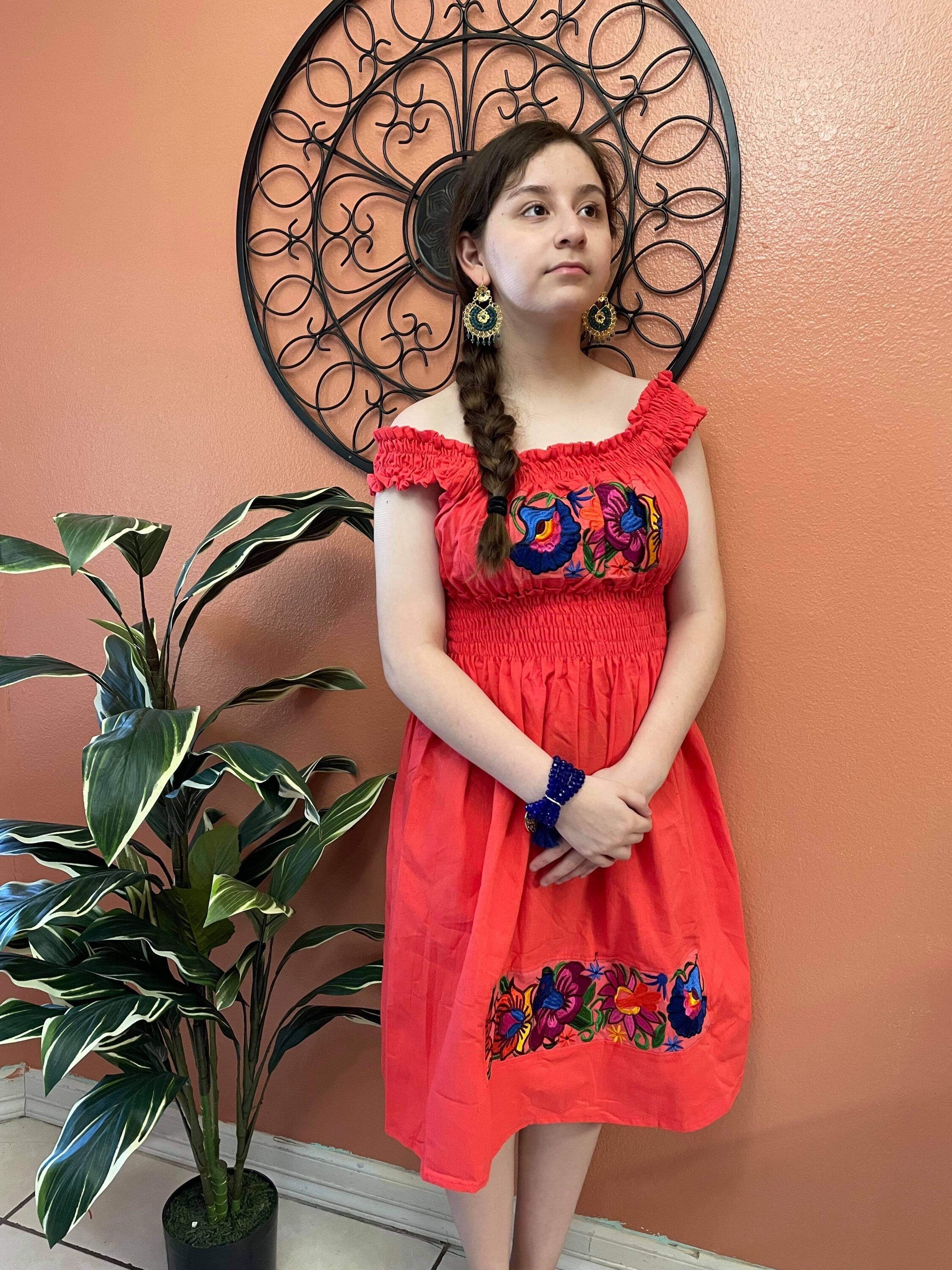 Trendy Artisanal Dress - Elastic Waist
