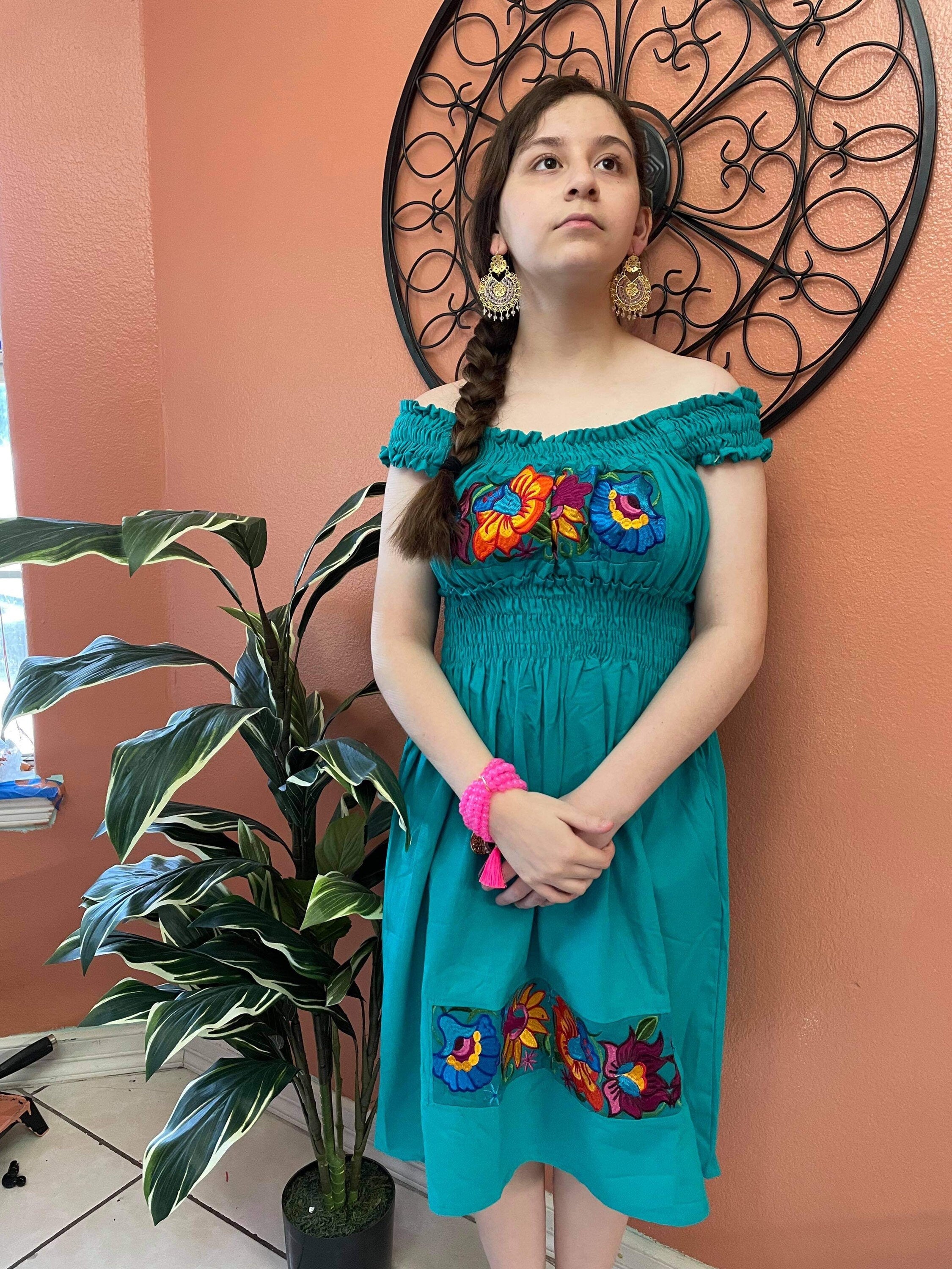 Trendy Artisanal Dress - Elastic Waist
