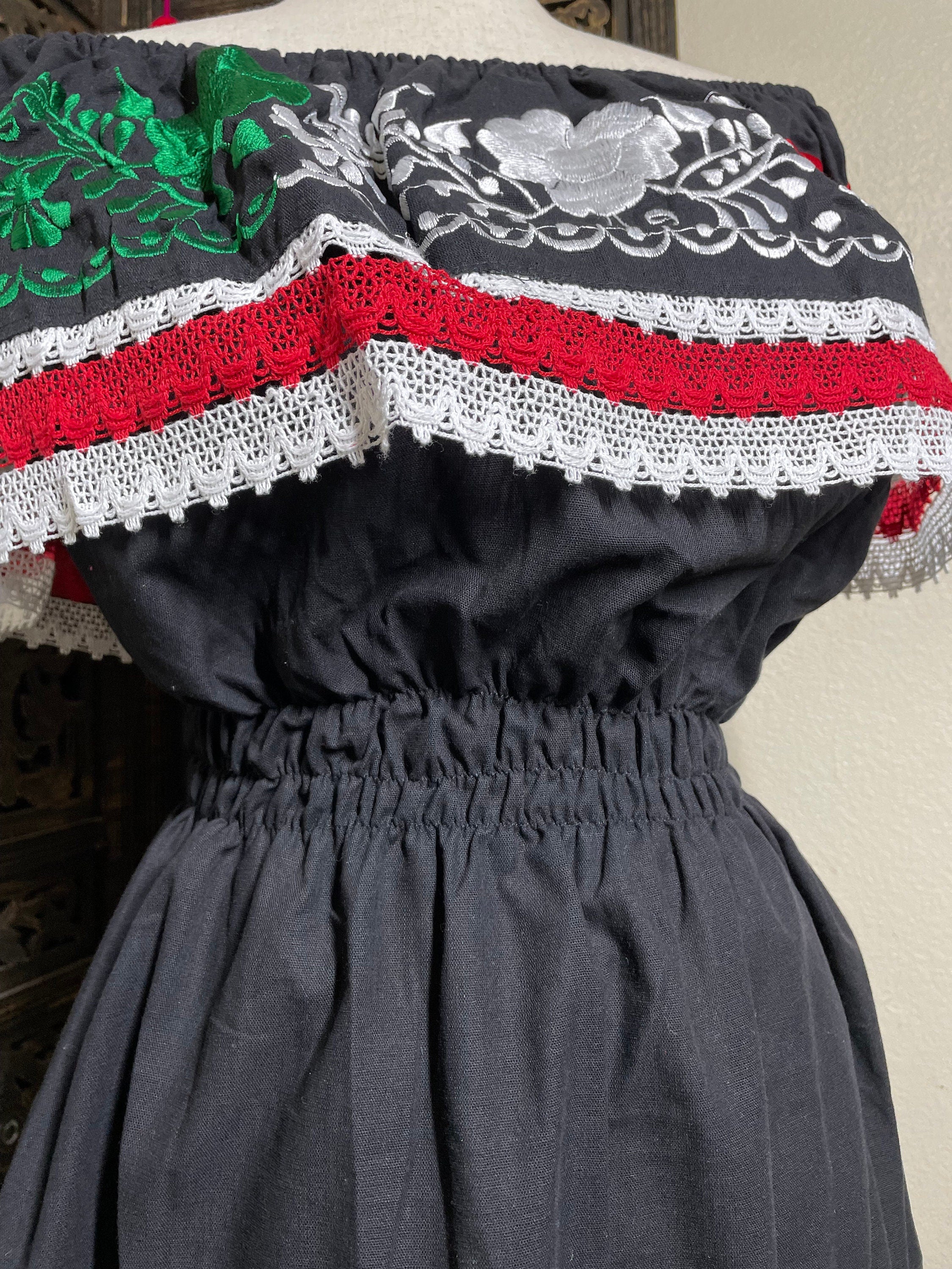 Gorgeous Mexican Embroidered Dress - Handmade Artisanal Dress - Hand Embroidered Dress - Medium