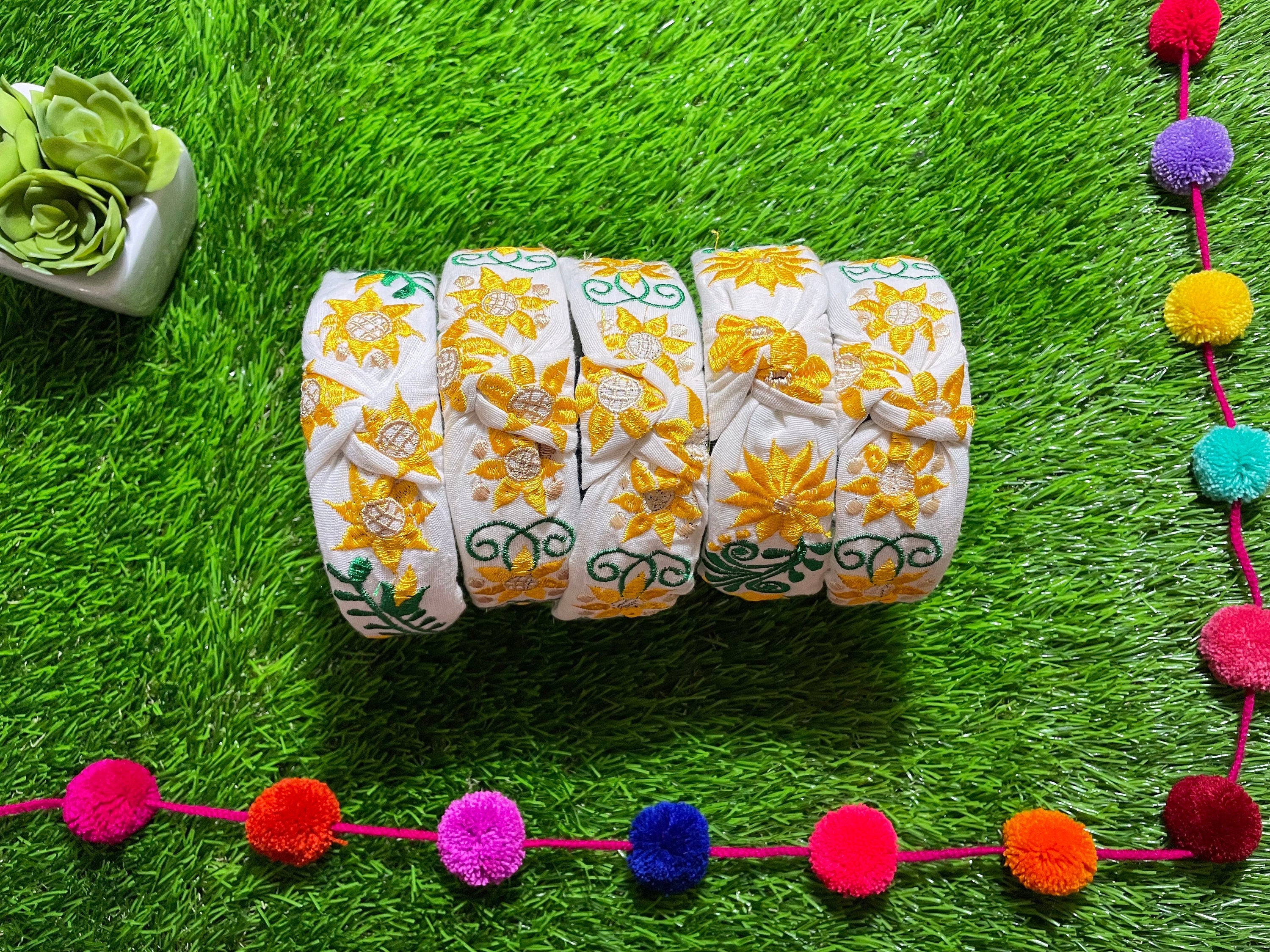 Beautiful Embroidered Sunflower Floral Headbands - Handcrafted Headbands from Chiapas, Mexico - C