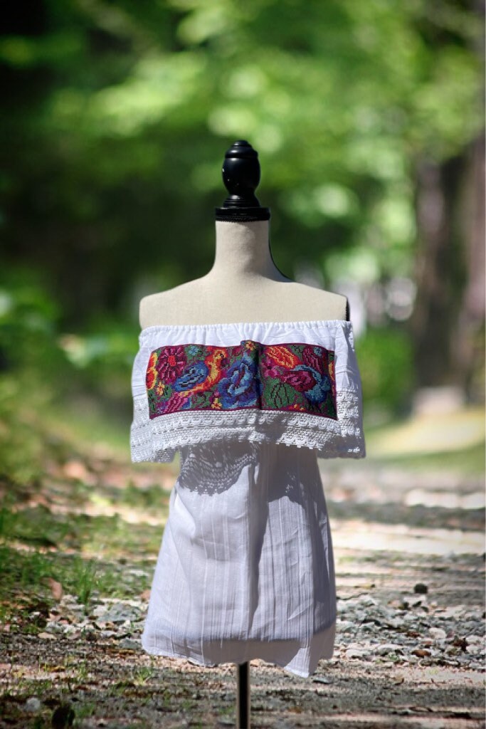 Image of Loose Fit Mexican Embroidered Blouse - Artisan Made Blouse