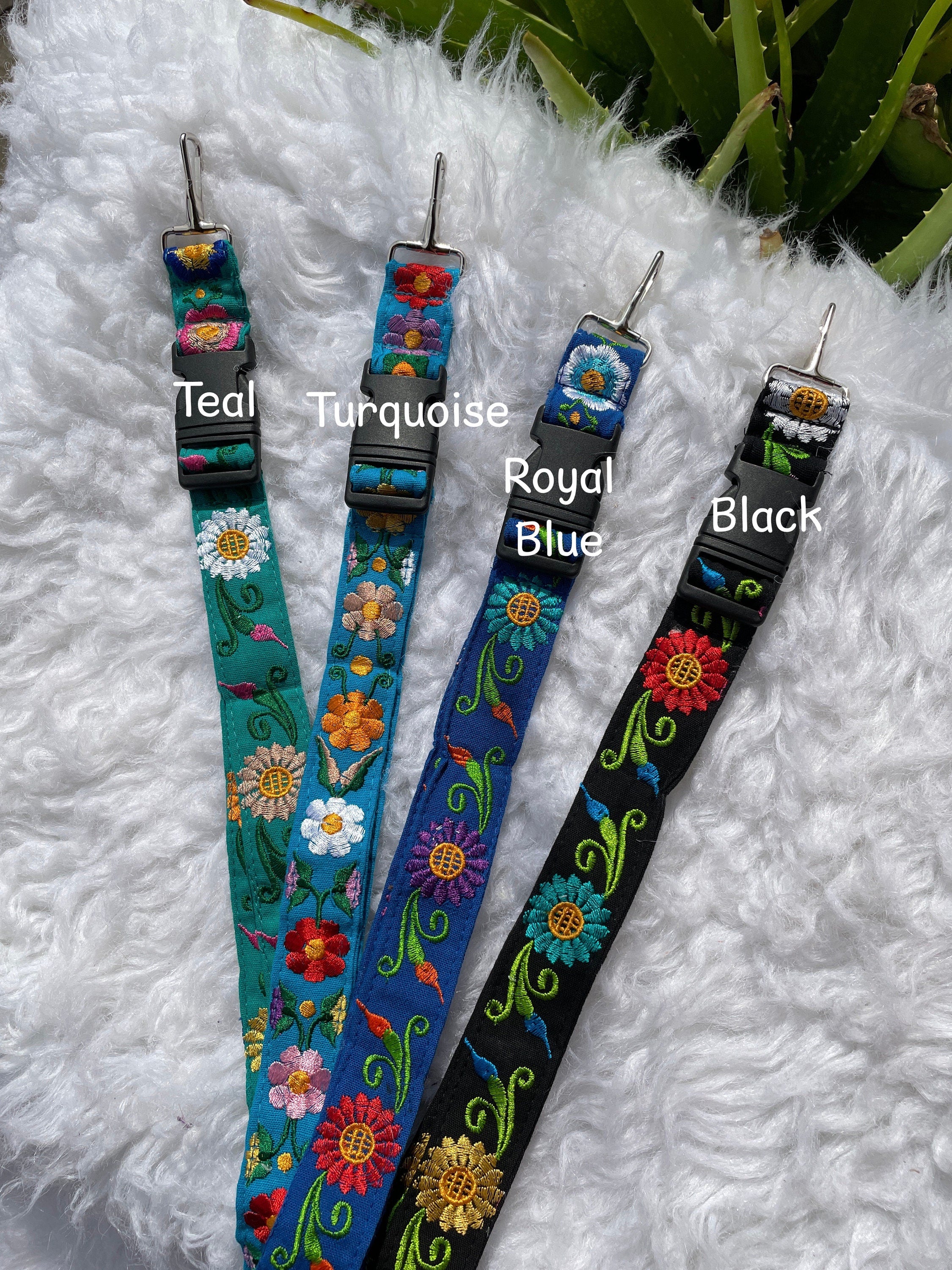 Floral Embroidered Clip Lanyard Key/ID Holder - Clip Lanyard Key/ID Holder - Artisanal made
