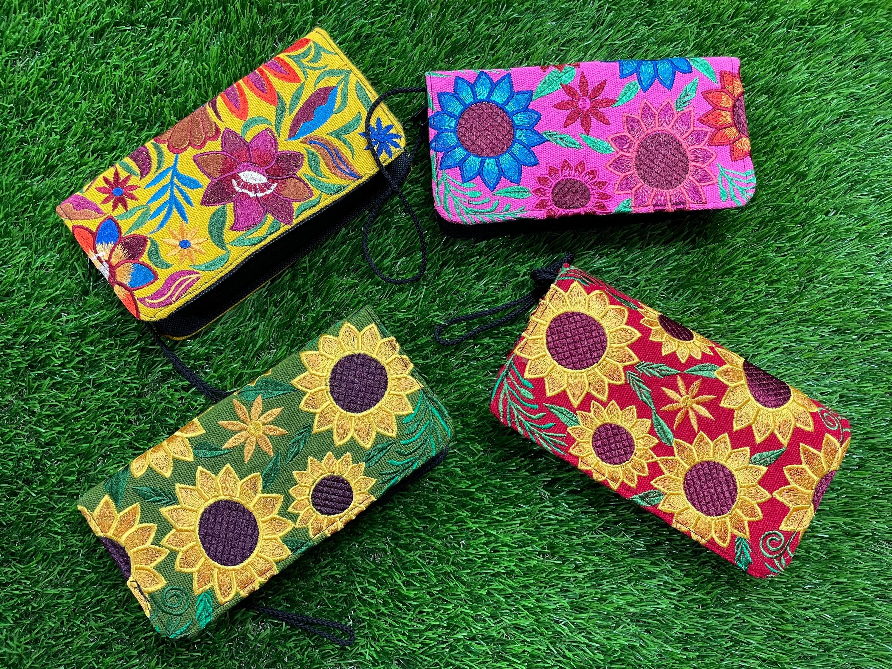 Artisanal Floral Handmade Wallets - Floral Embroidery- Mexican Wallet