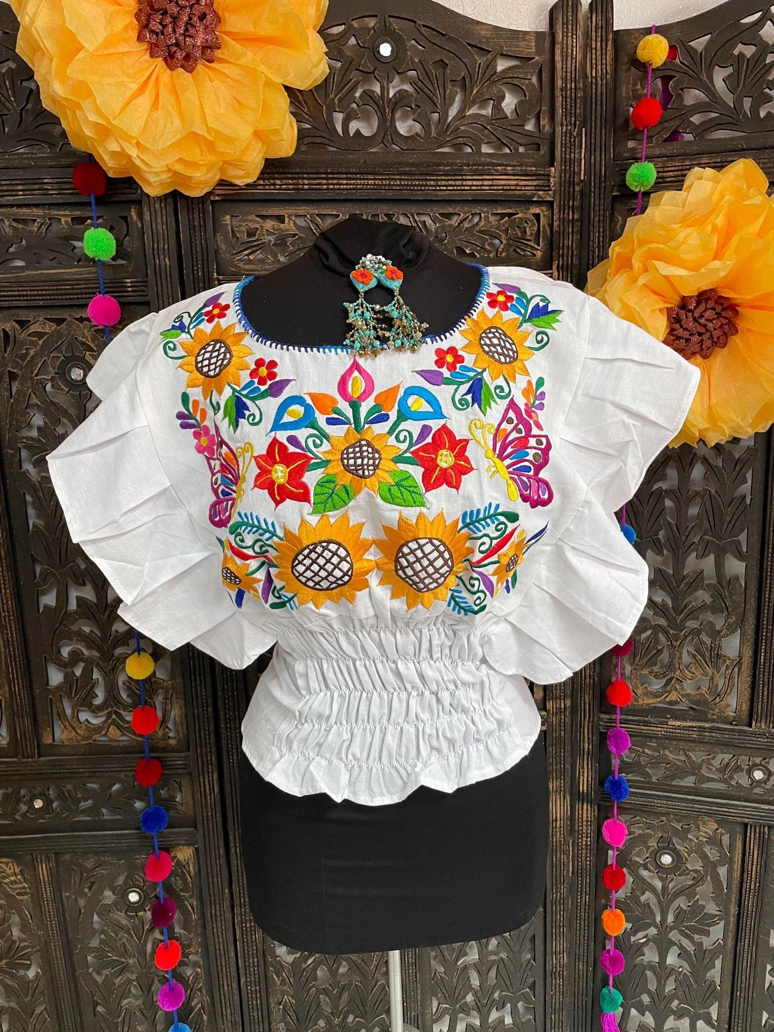 Beautiful Trendy Mexican Style Blouse - Artisan Made Embroidered Blouse - Floral Design Blouse