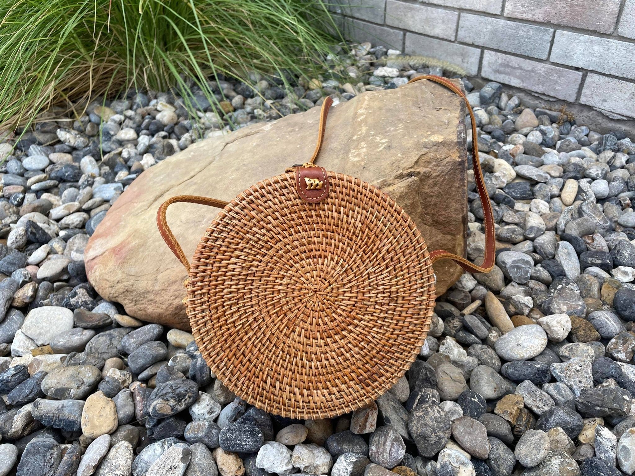 Handwoven Wicker Round Crossbody - Round Straw Purse