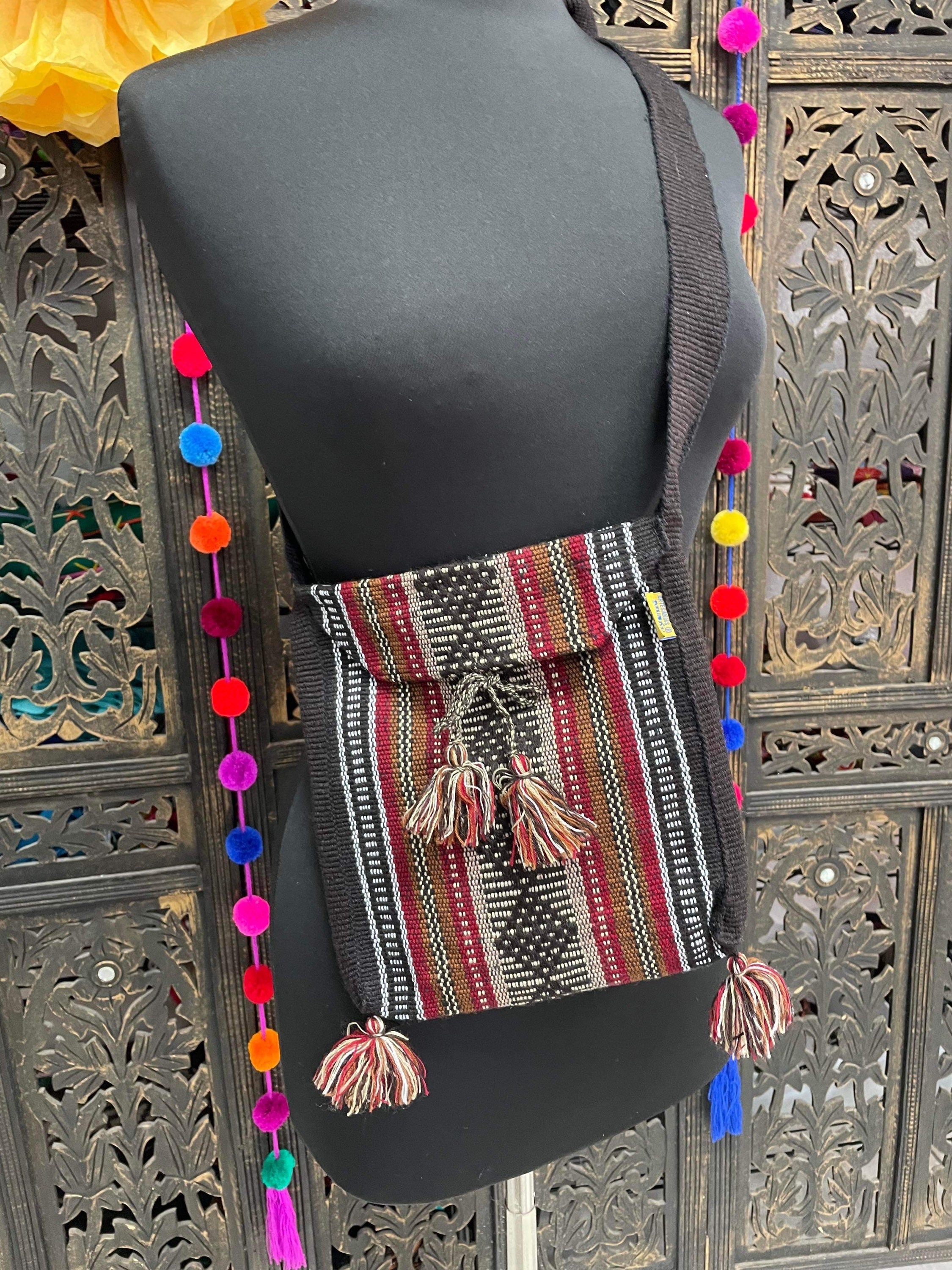 Image of Handwoven Boho Shoulder Bag: Multicolor Artisan Hippie Purse