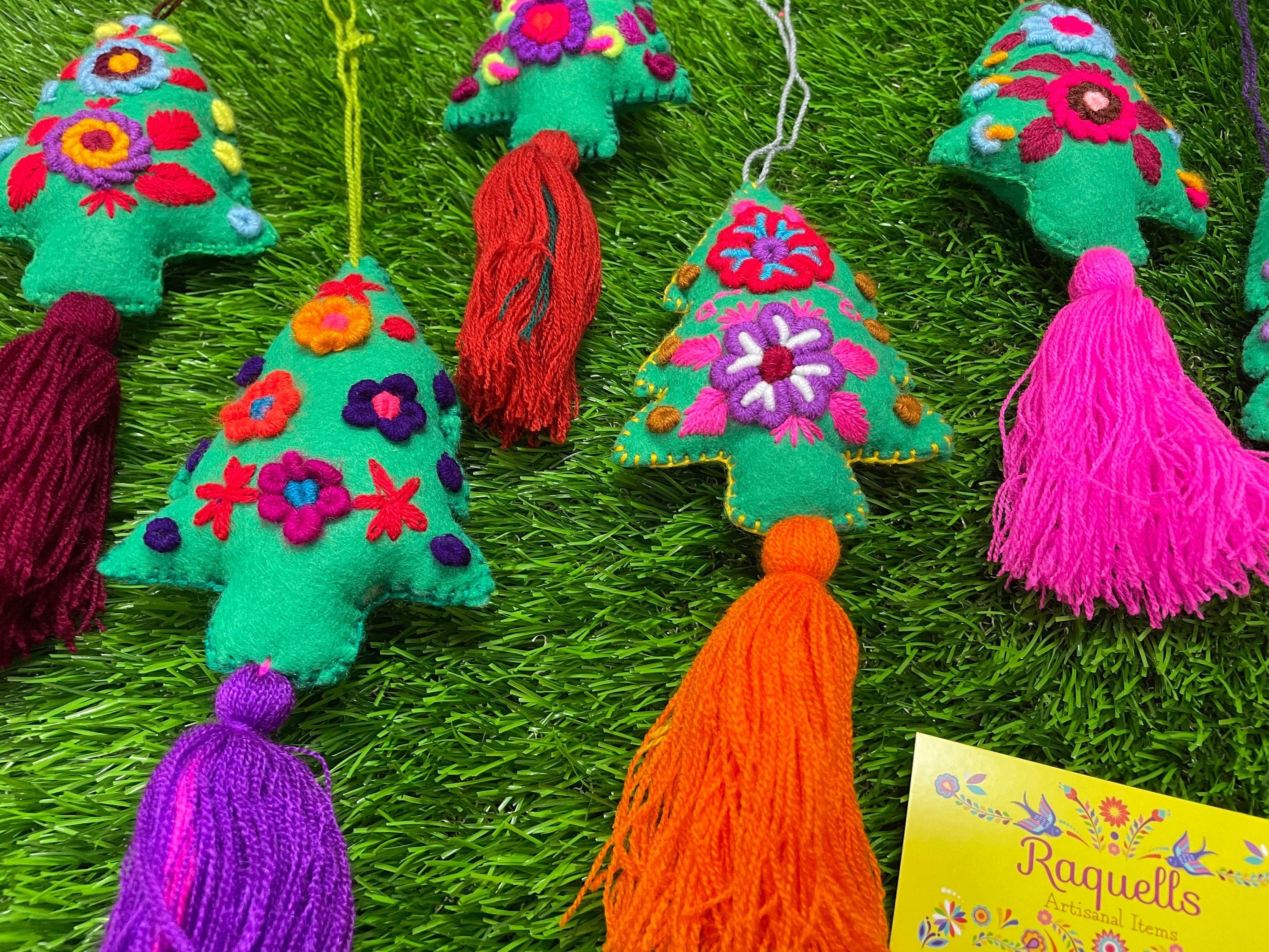 Image of Adorable Felt Christmas Tree with Tassel Charms - Perfect Handmade Ornament for Christmas