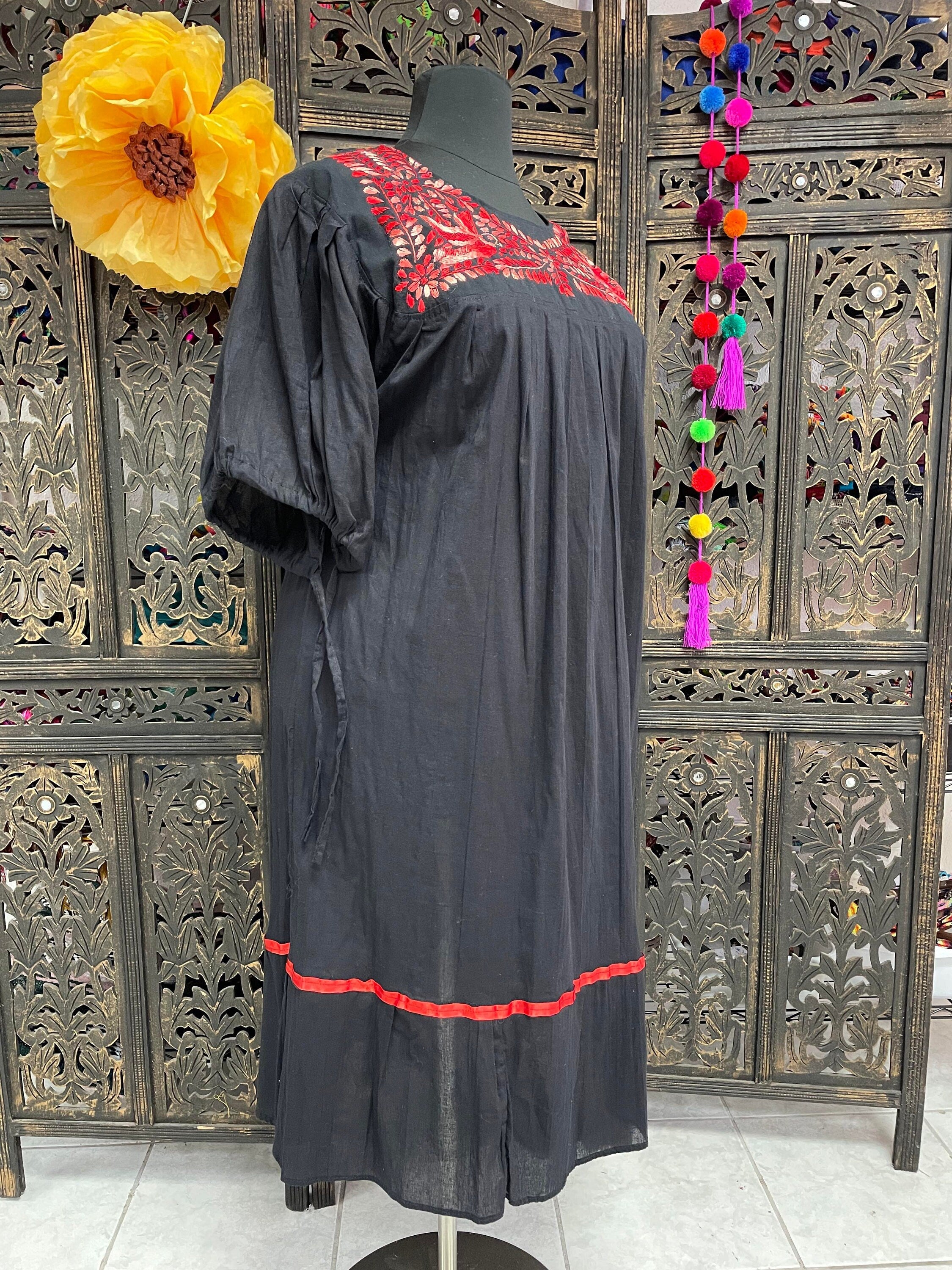 Beautiful Handmade Mexican Embroidered Dress - Loose Fit Dress - Large/Xlarge