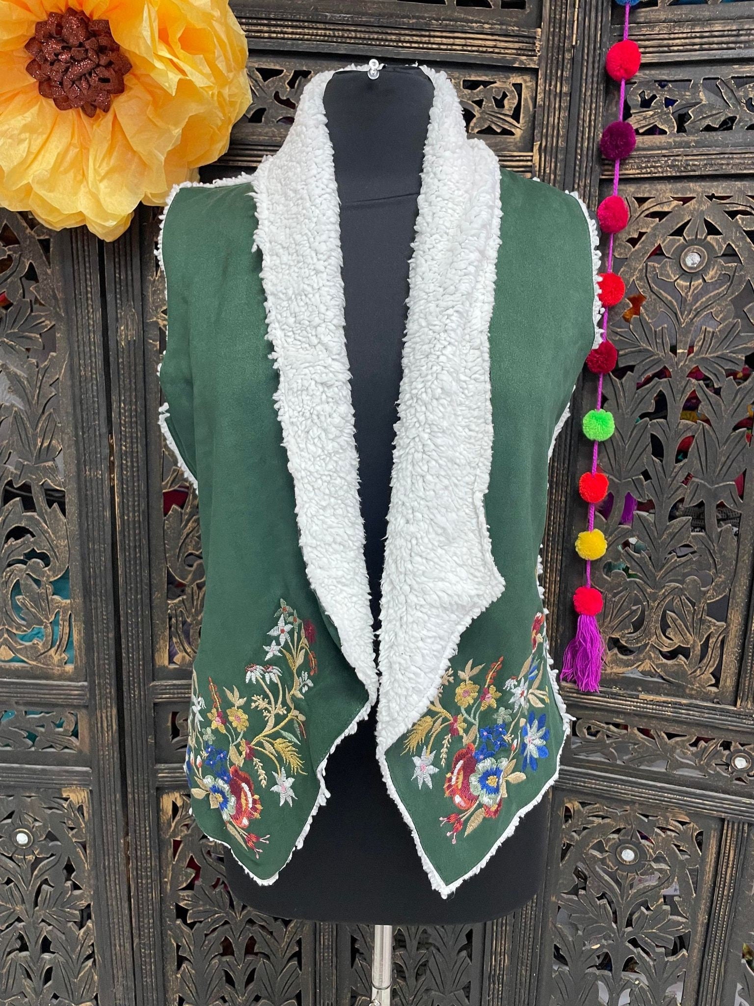 Mexican Embroidered Wool Vest - Hand Woven Artisanal One Size Fits S - Large