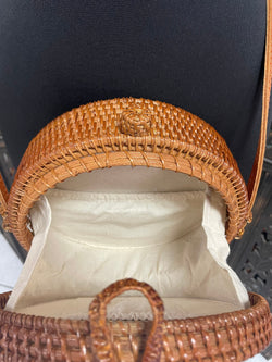 Image of Handwoven Wicker Round Crossbody - Round Straw Purse