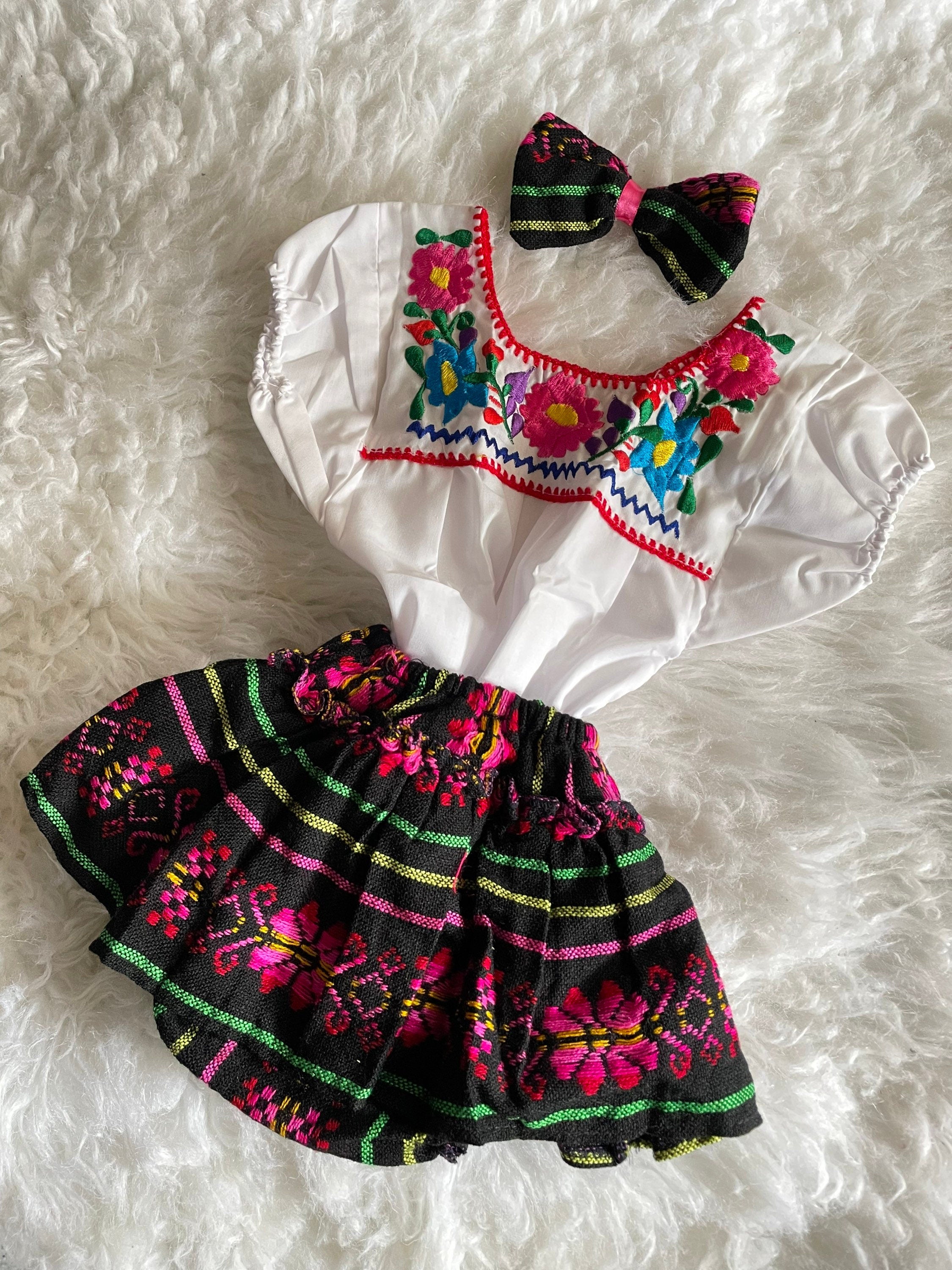 Image of 3-6 Months Baby Sarape Bloomers, 3 piece Outfit w/Hairbow, blouse is included