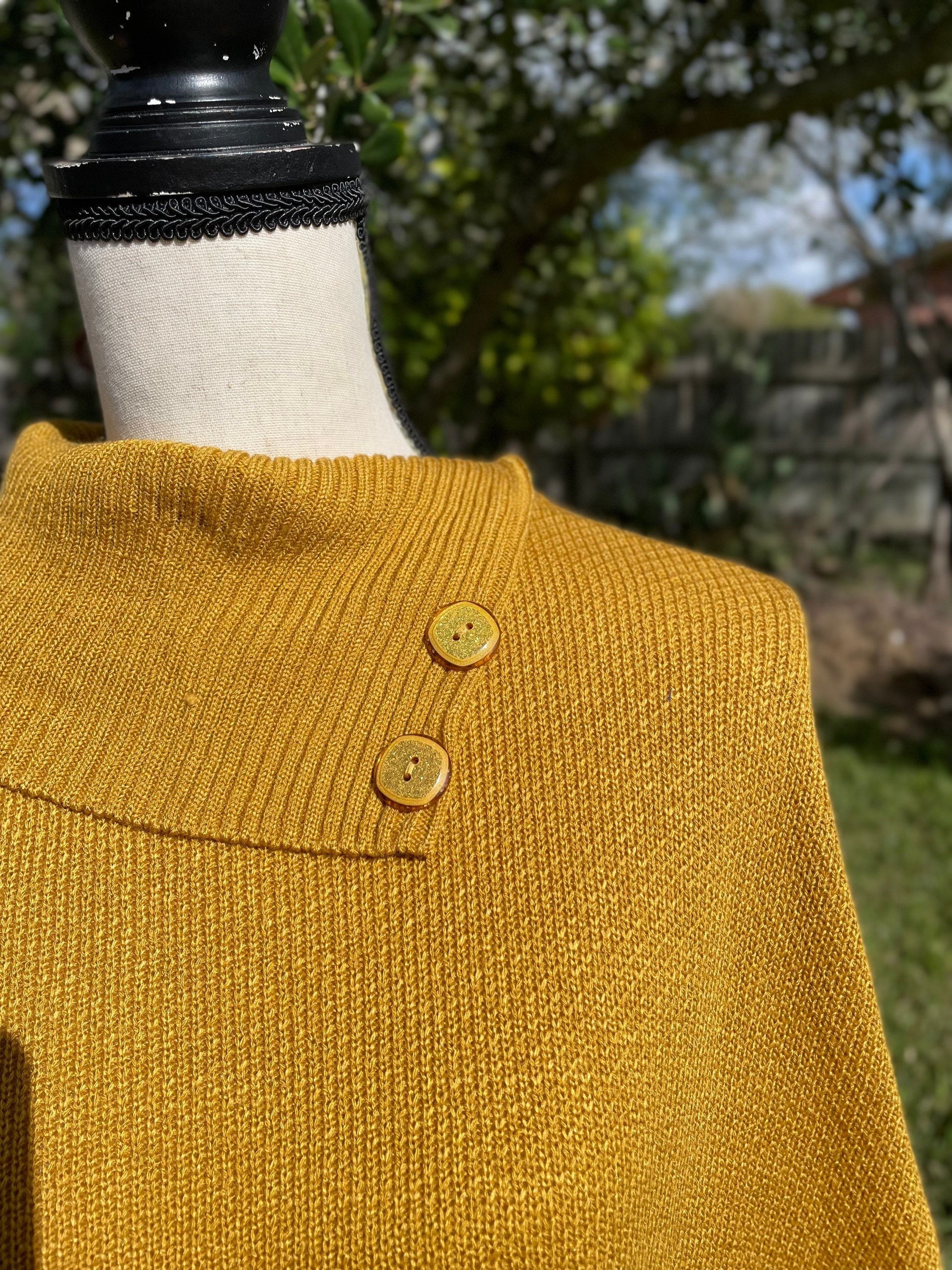 Image of Beautiful & Trendy Artisanal Long Sleeve Mananitas - Mexican Ponchos - Covering