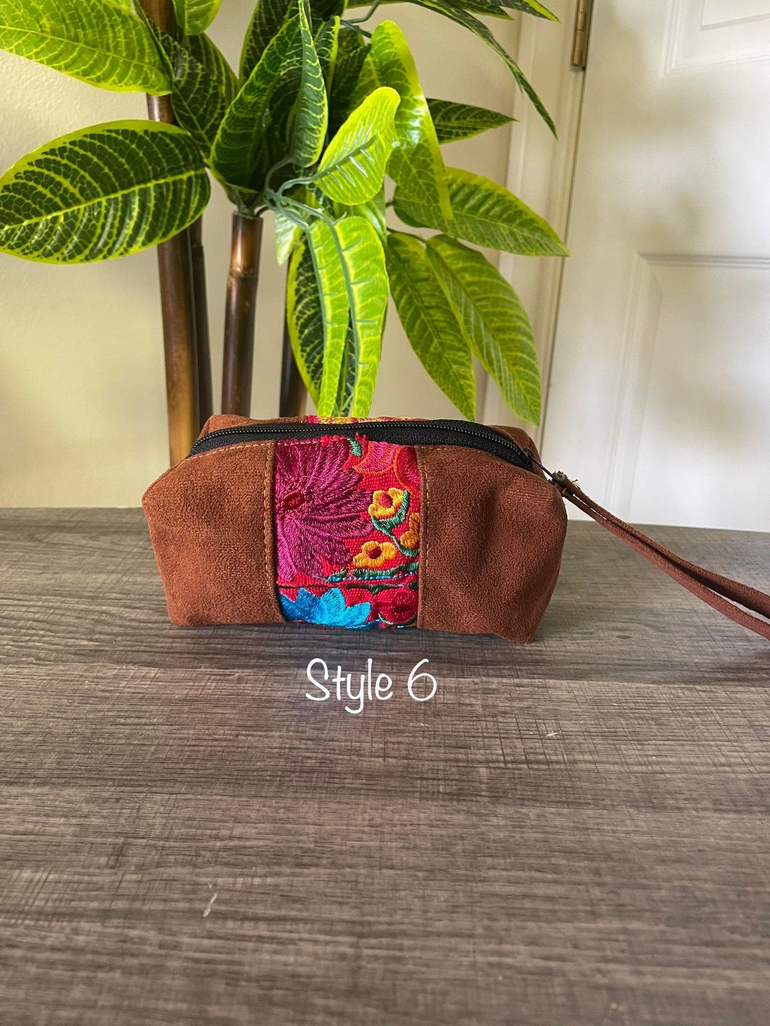 Image of Unique Artisanal Bag, Handmade with beautiful embroidered accents made in Chiapas, Mx.