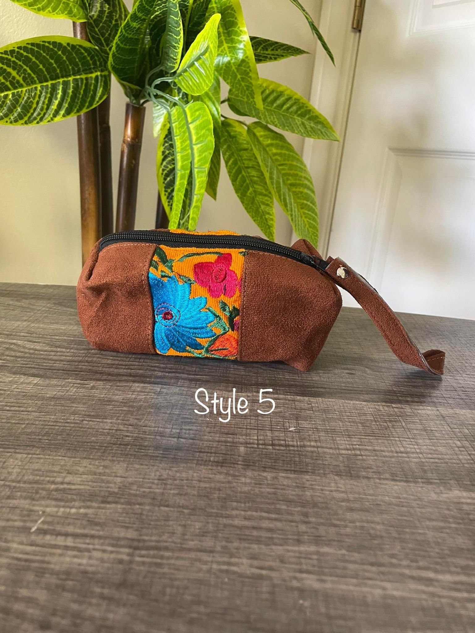 Image of Handmade Embroidered Coin & Makeup Bag – Suede and Cotton Artisanal Pouch from Chiapas, Mexico – Unique Boho Gift
