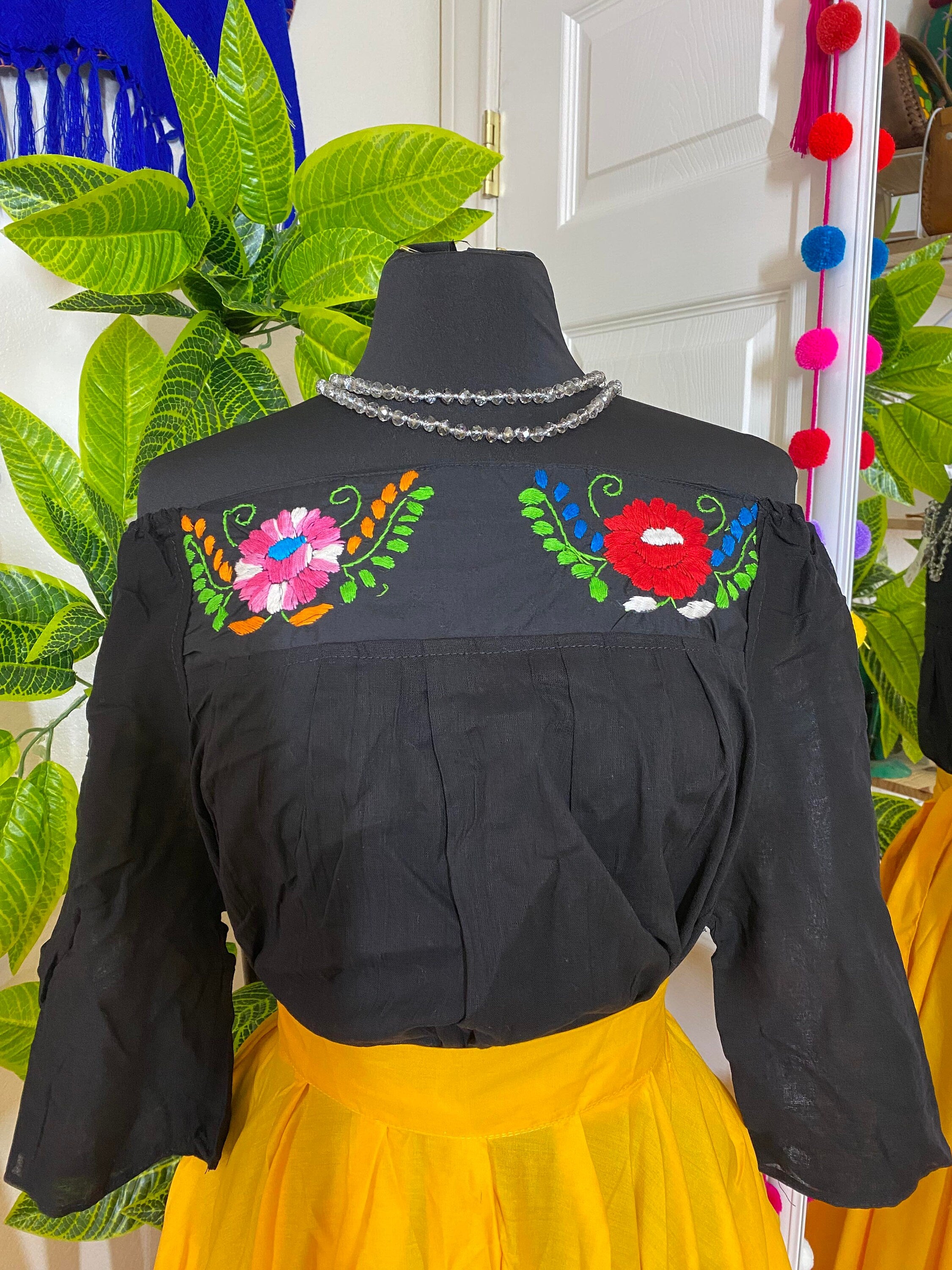 Off The Shoulder Embroidered Loose Fit Gauze Blouse