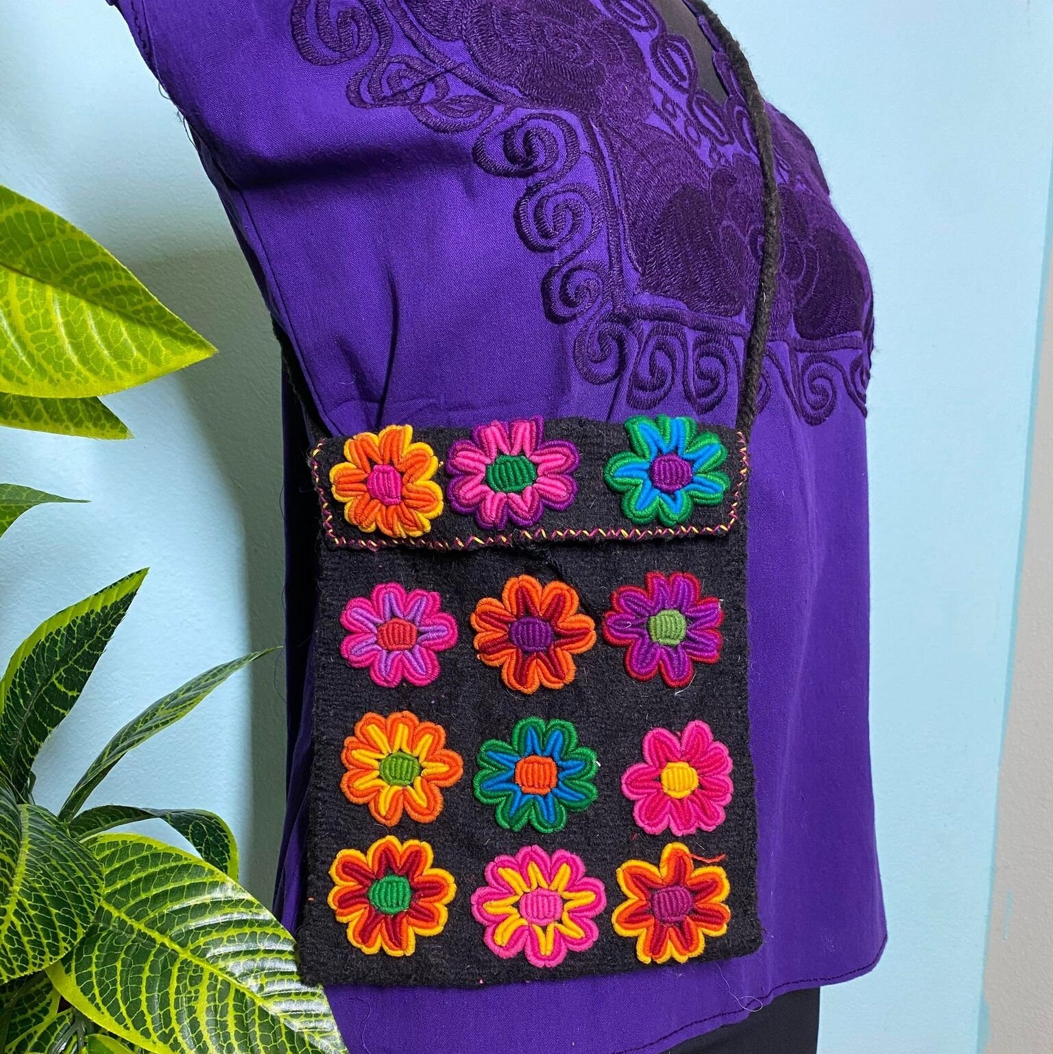 Image of Gorgeous Hand Woven Mexican Floral Crossbody - Hand Crafted Messenger Bag - Made in Chiapas, Mexico