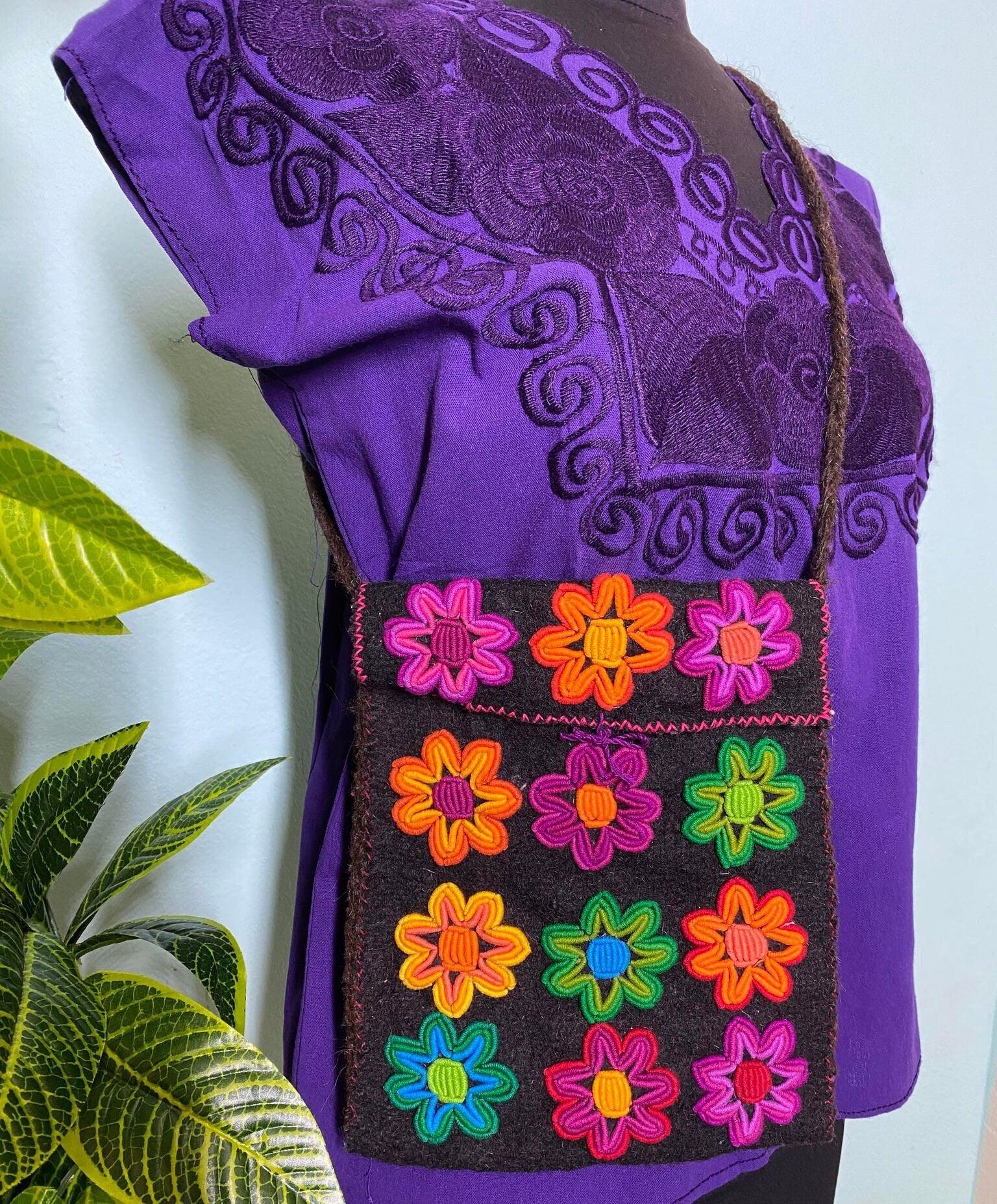 Image of Gorgeous Hand Woven Mexican Floral Crossbody - Hand Crafted Messenger Bag - Made in Chiapas, Mexico