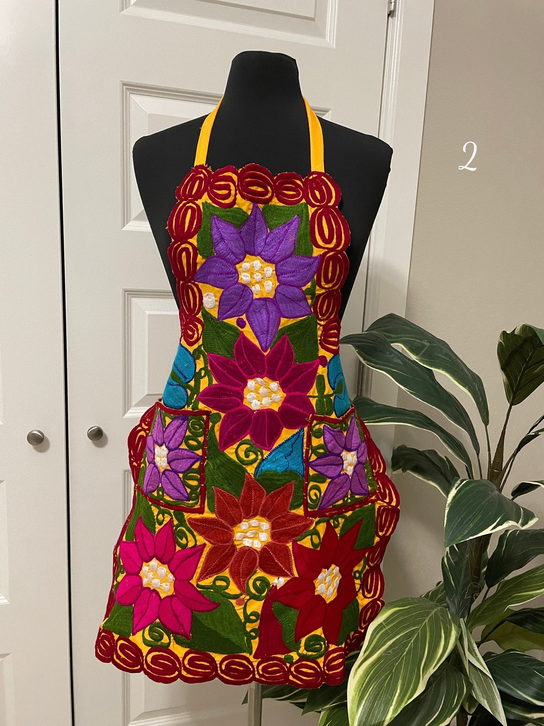 Image of Beautiful Chiapas Embroidered Apron - Artisanal Aprons