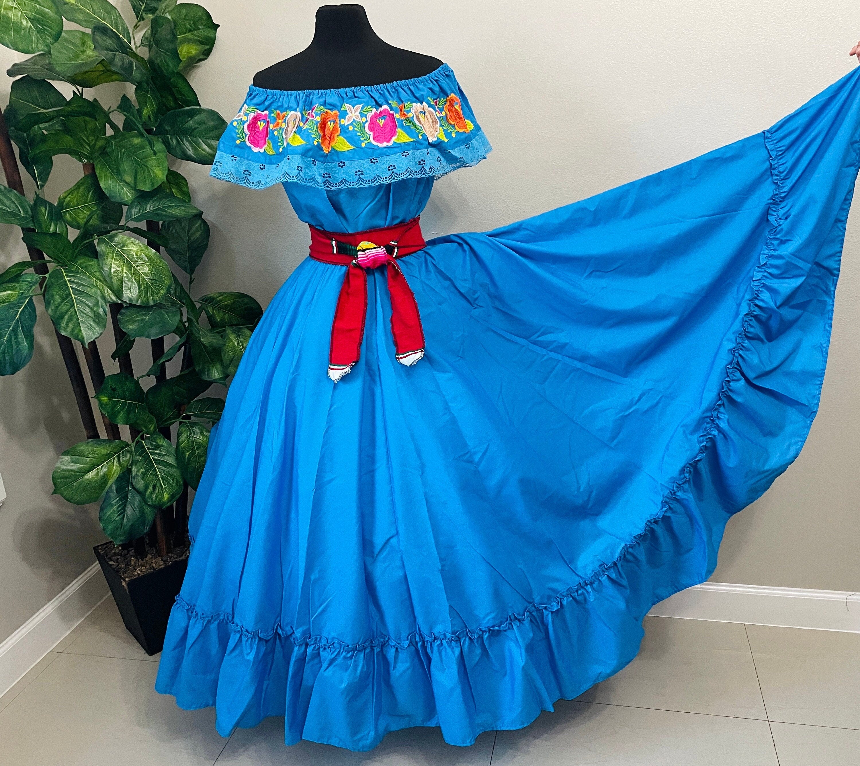 Image of Women's Folklorico 3 piece Outfit, Dance Outfit, Elena Outfit, Halloween Custome, Mexican Culture Costume, Cinco de Mayo - Handmade Women