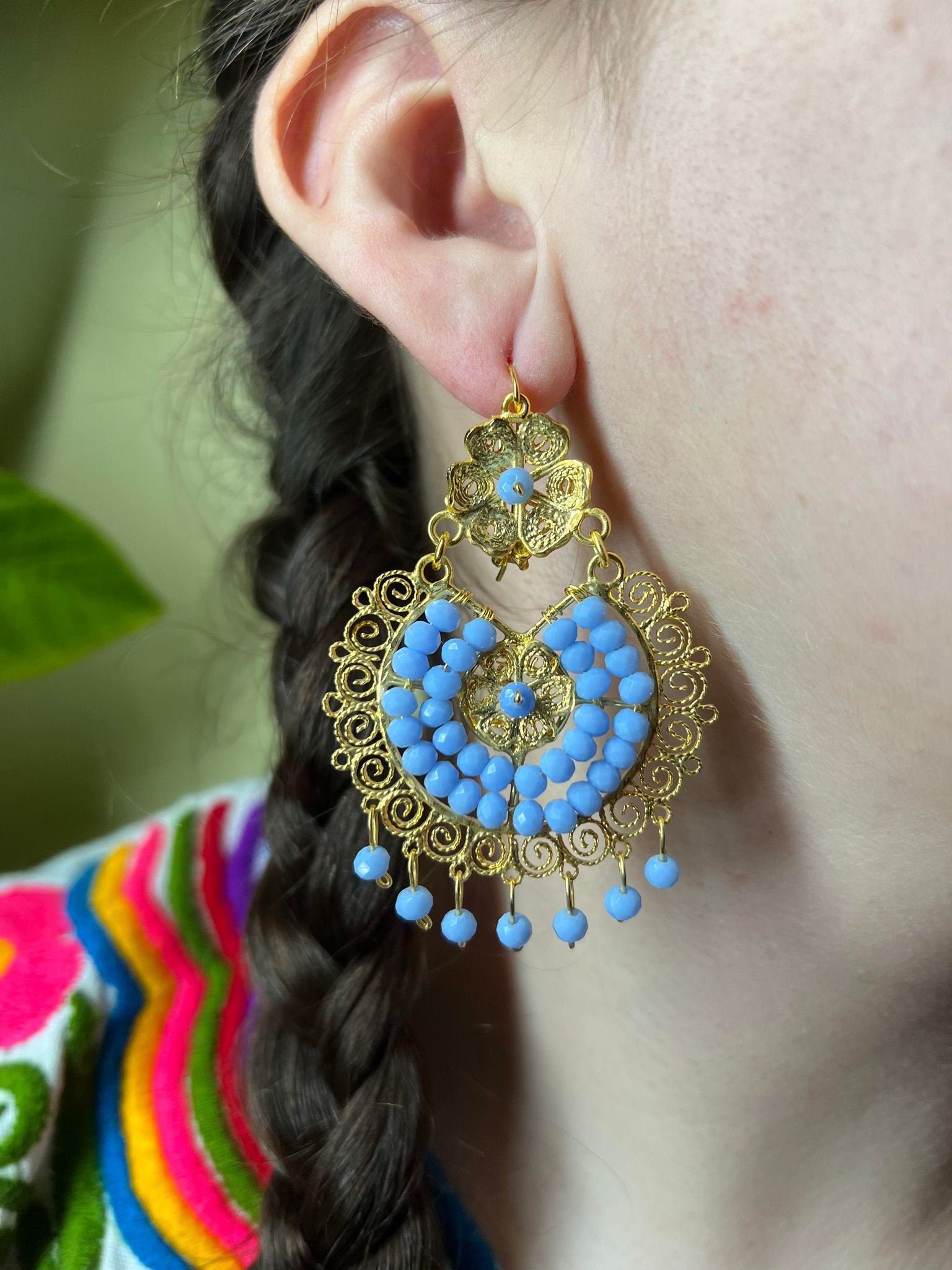 Image of Elegant Oaxacan Filigree Earrings - Handcrafted Gold Jewelry for Festive Vibes