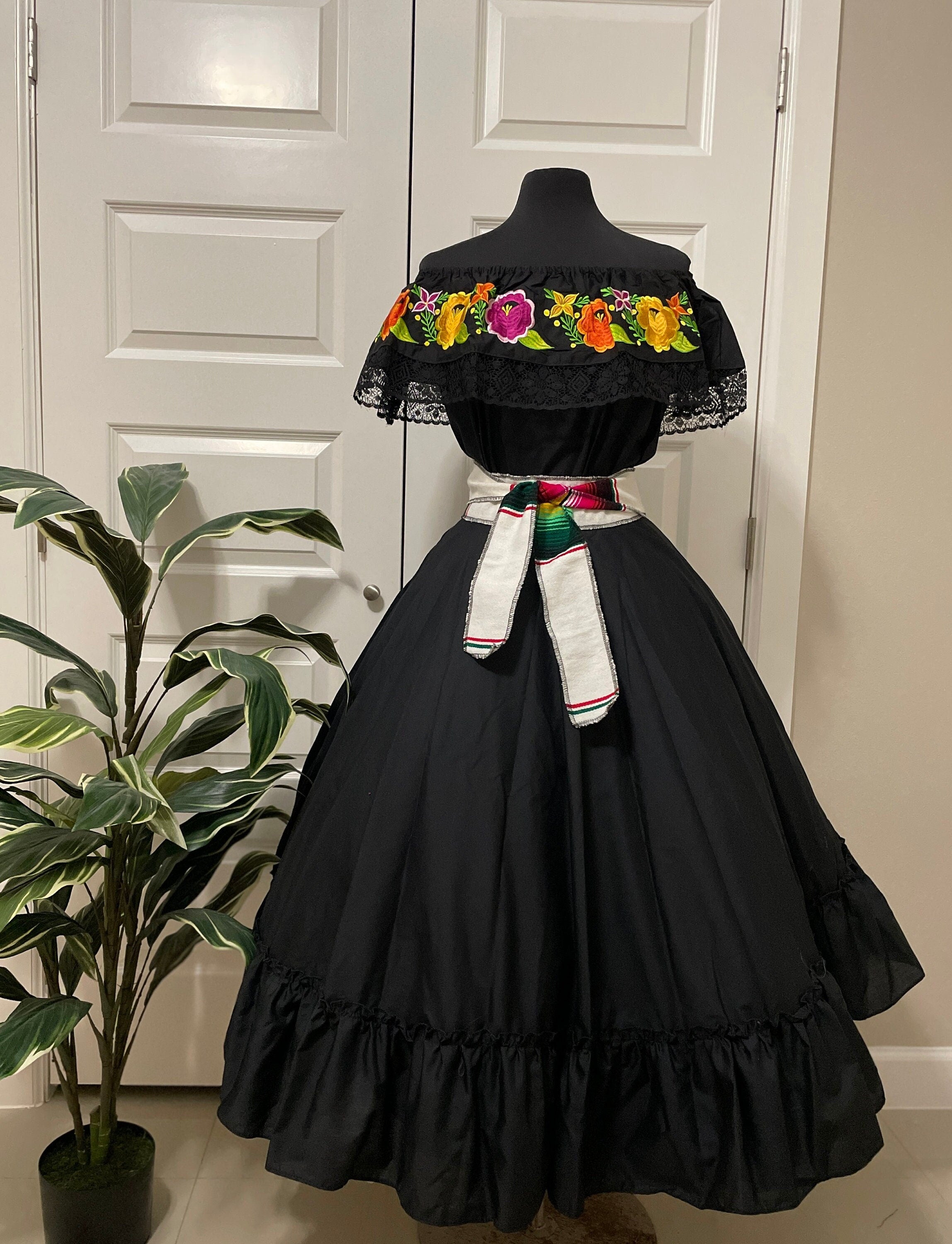 Image of Mexican Folklorico Dance Costume - Elena Outfit for Cinco de Mayo Celebration - Handmade Women's Outfit