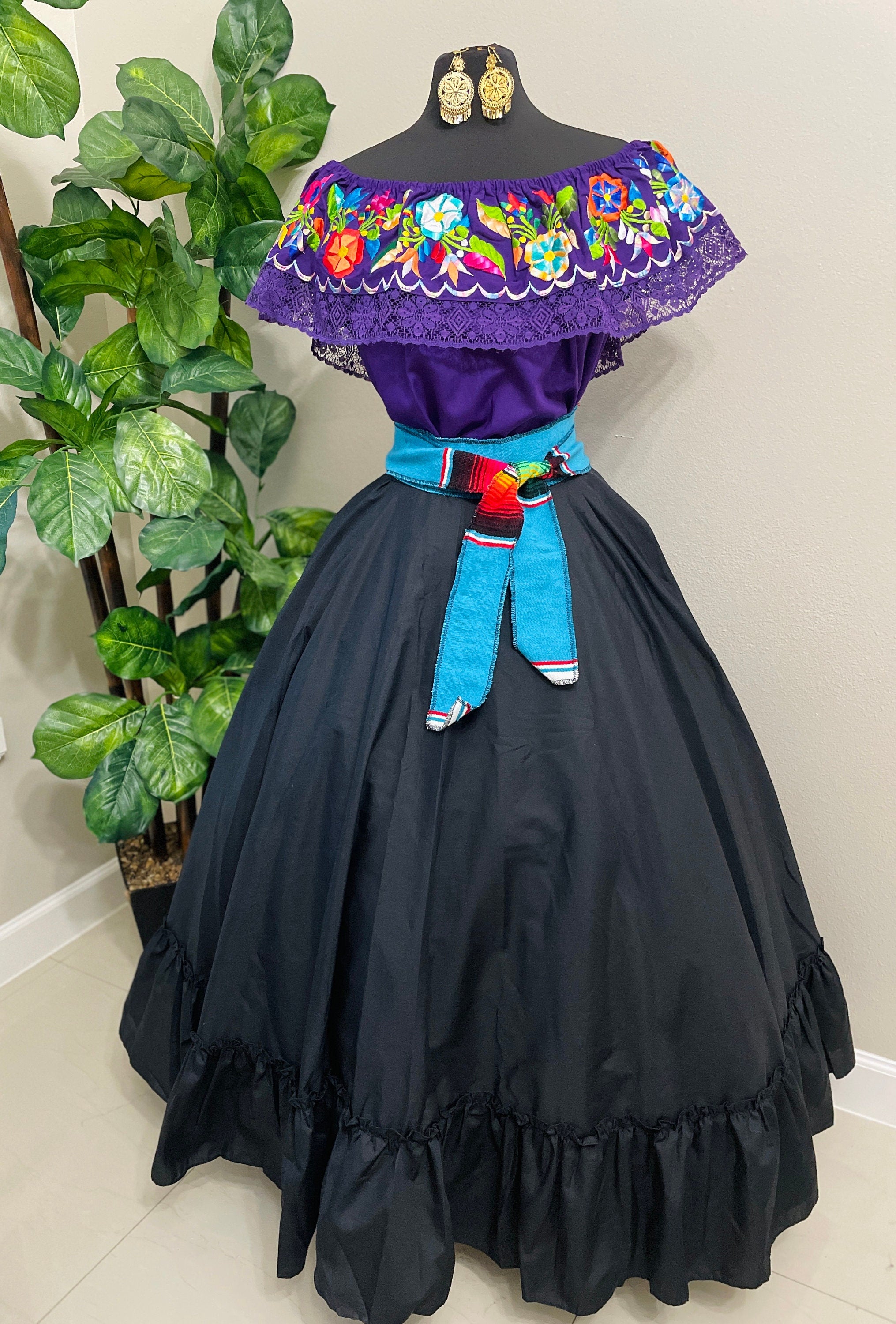 Mexican Folklorico Dance Costume - Elena Outfit for Cinco de Mayo Celebration - Handmade Women's Outfit