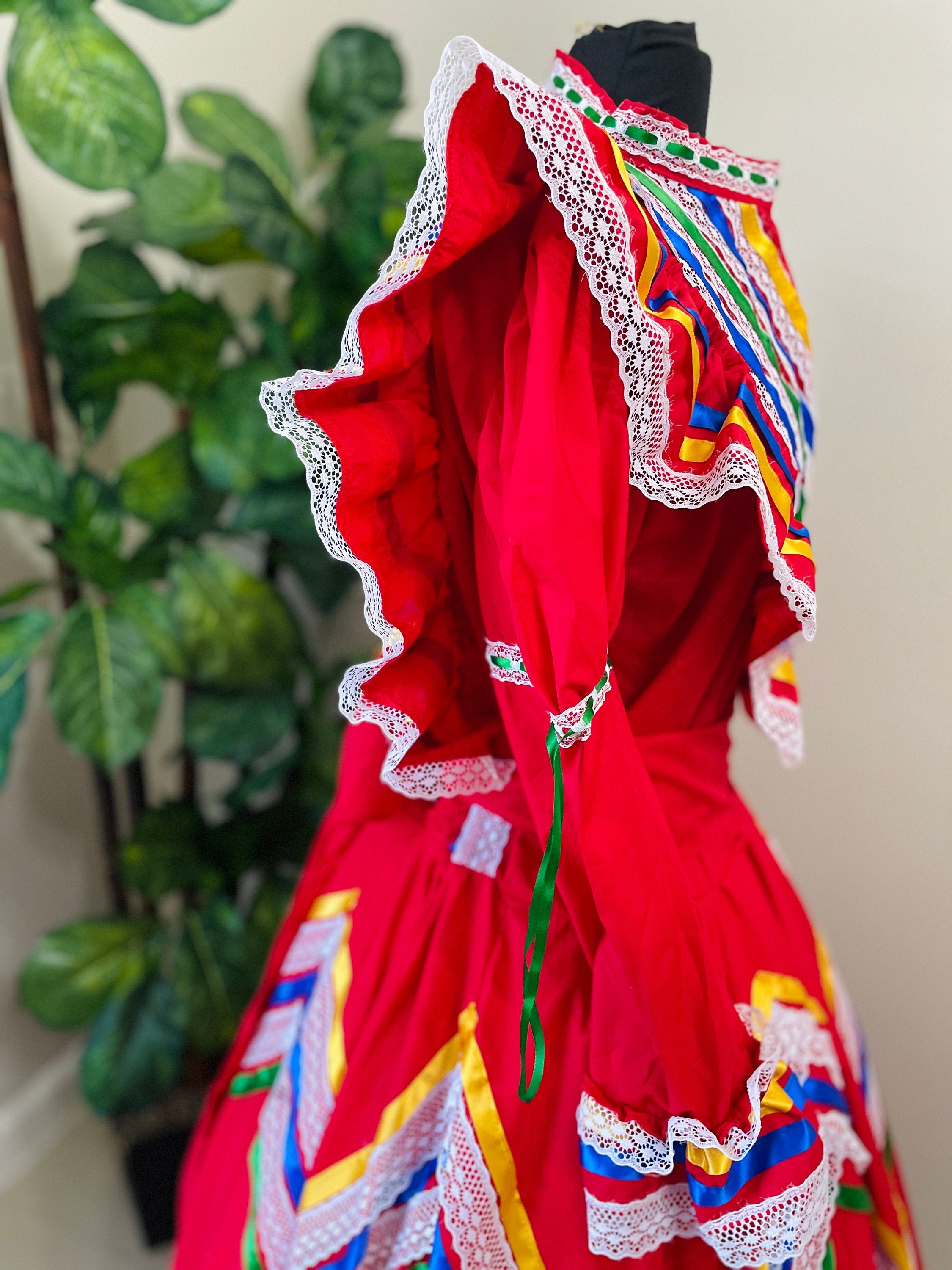 Image of Beautiful Women's Jalisco Outfit - Mexican Culture Costume - Handmade Outfit