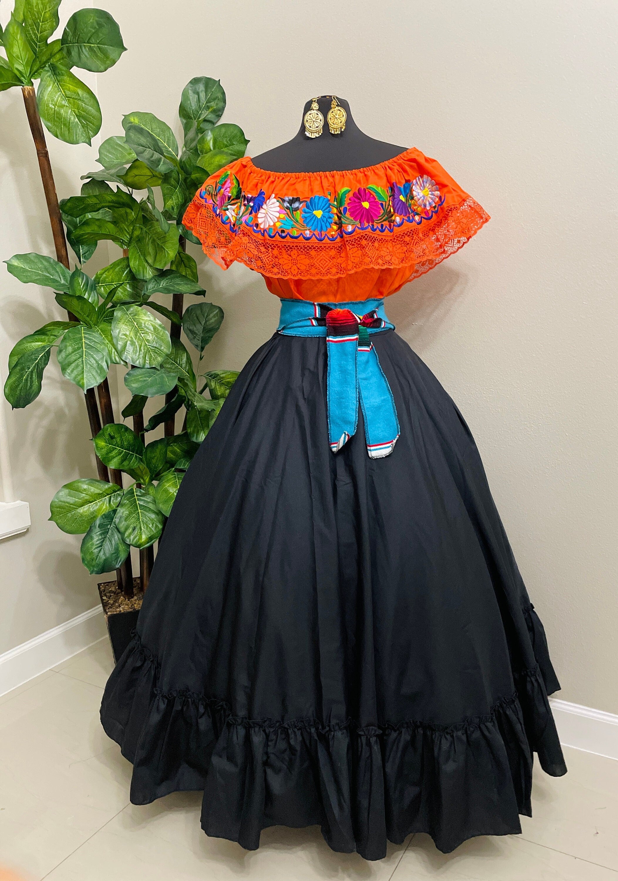 Image of Mexican Folklorico Dance Costume - Elena Outfit for Cinco de Mayo Celebration - Handmade Women's Outfit