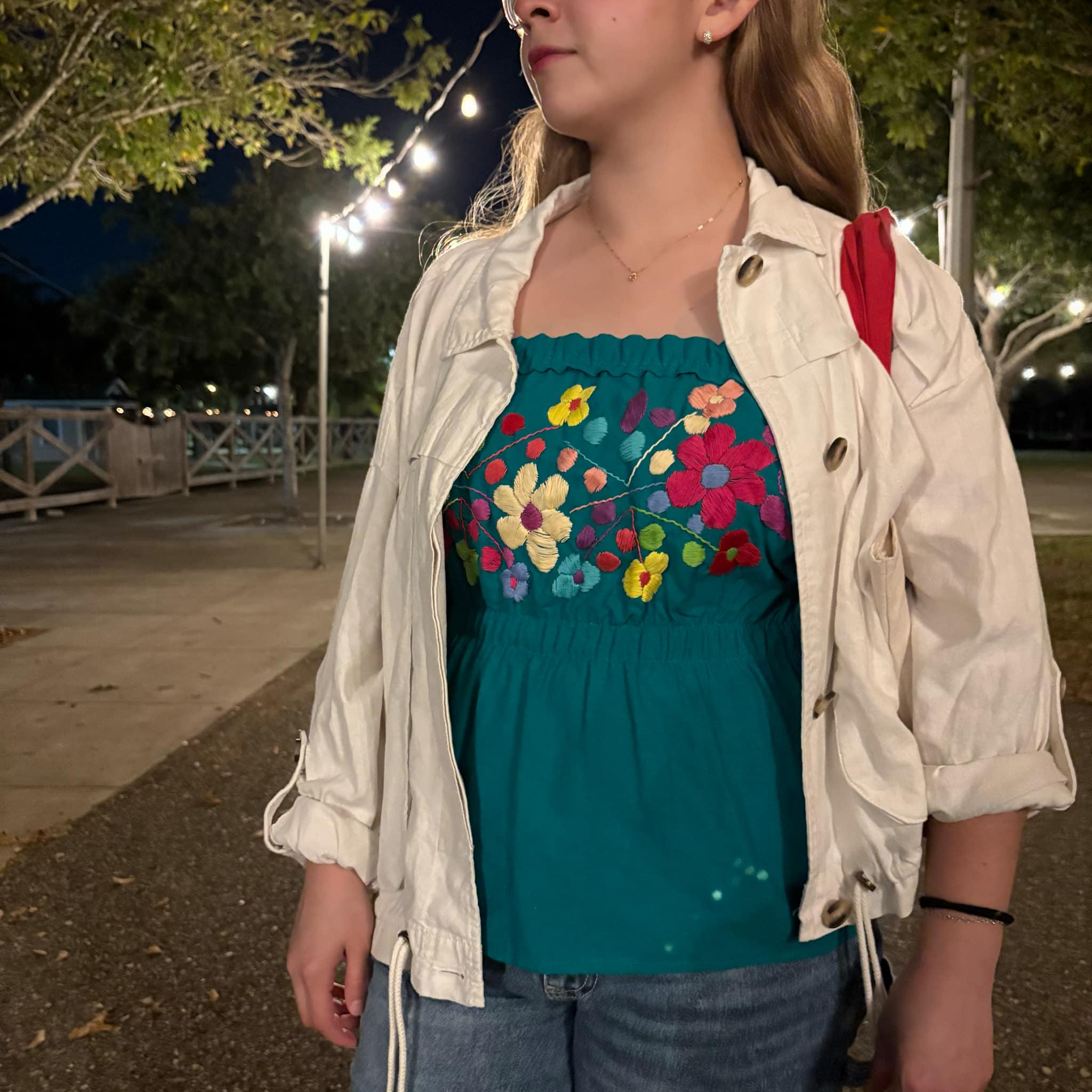 Fresh Look & Beautiful Mexican Floral Halter Blouse - Artisan Made Embroidered Blouses - Floral Halter Blouse- Tube Top