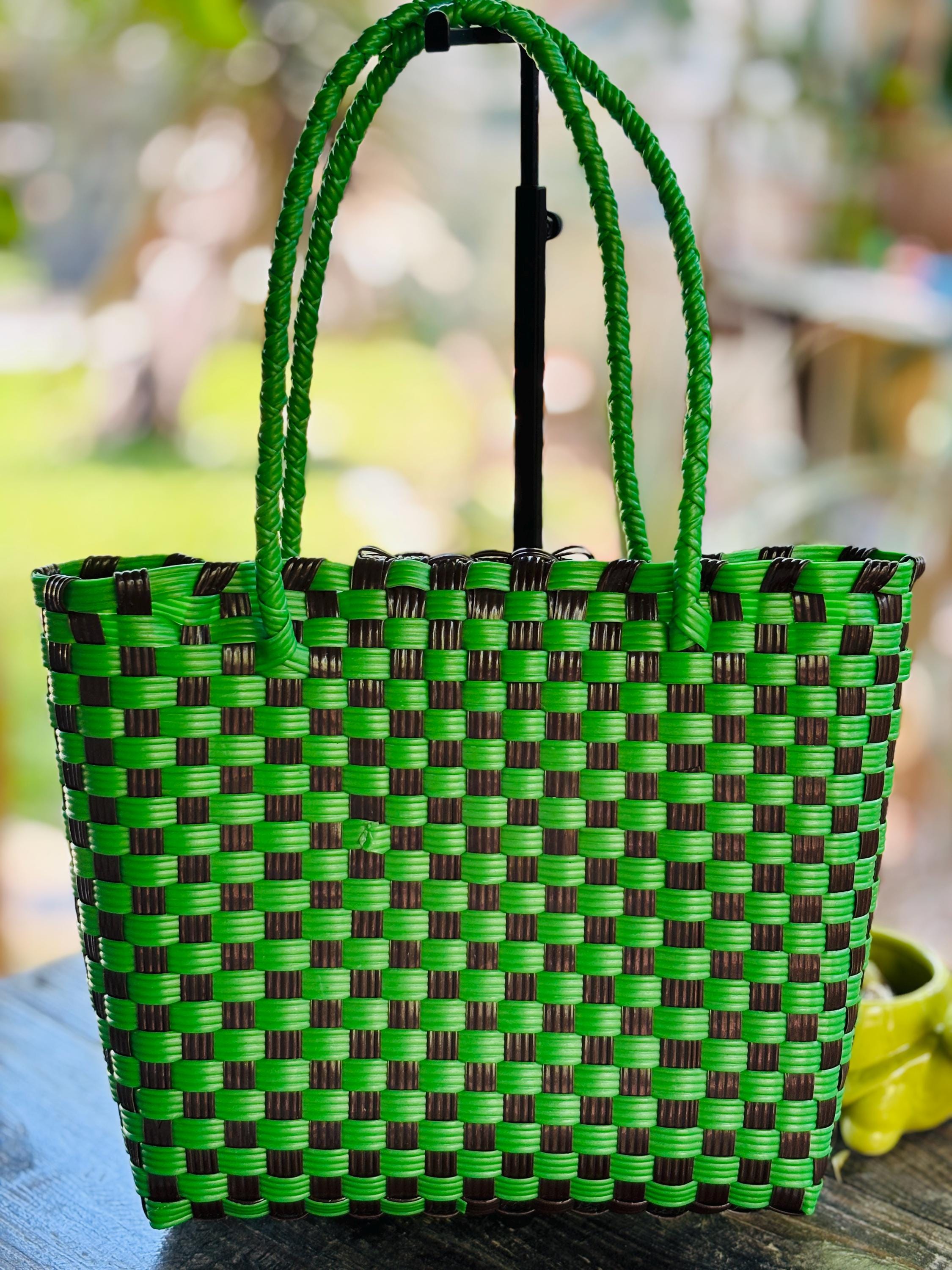 Handwoven Recycled Plastic Lunch Bag - Artisan Made Bag from Chiapas, Mexico