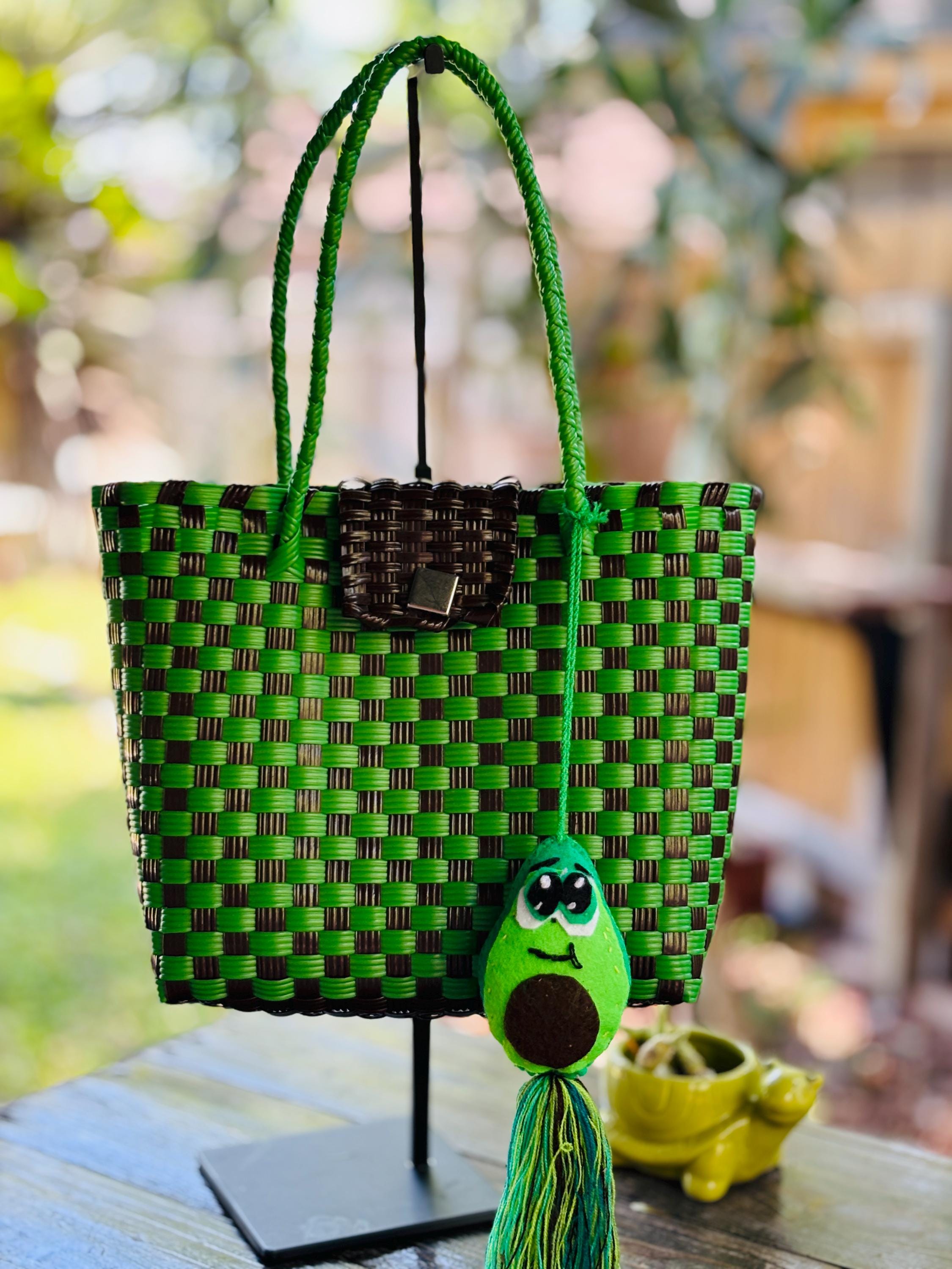 Image of Handwoven Recycled Plastic Lunch Bag - Artisan Made Bag from Chiapas, Mexico
