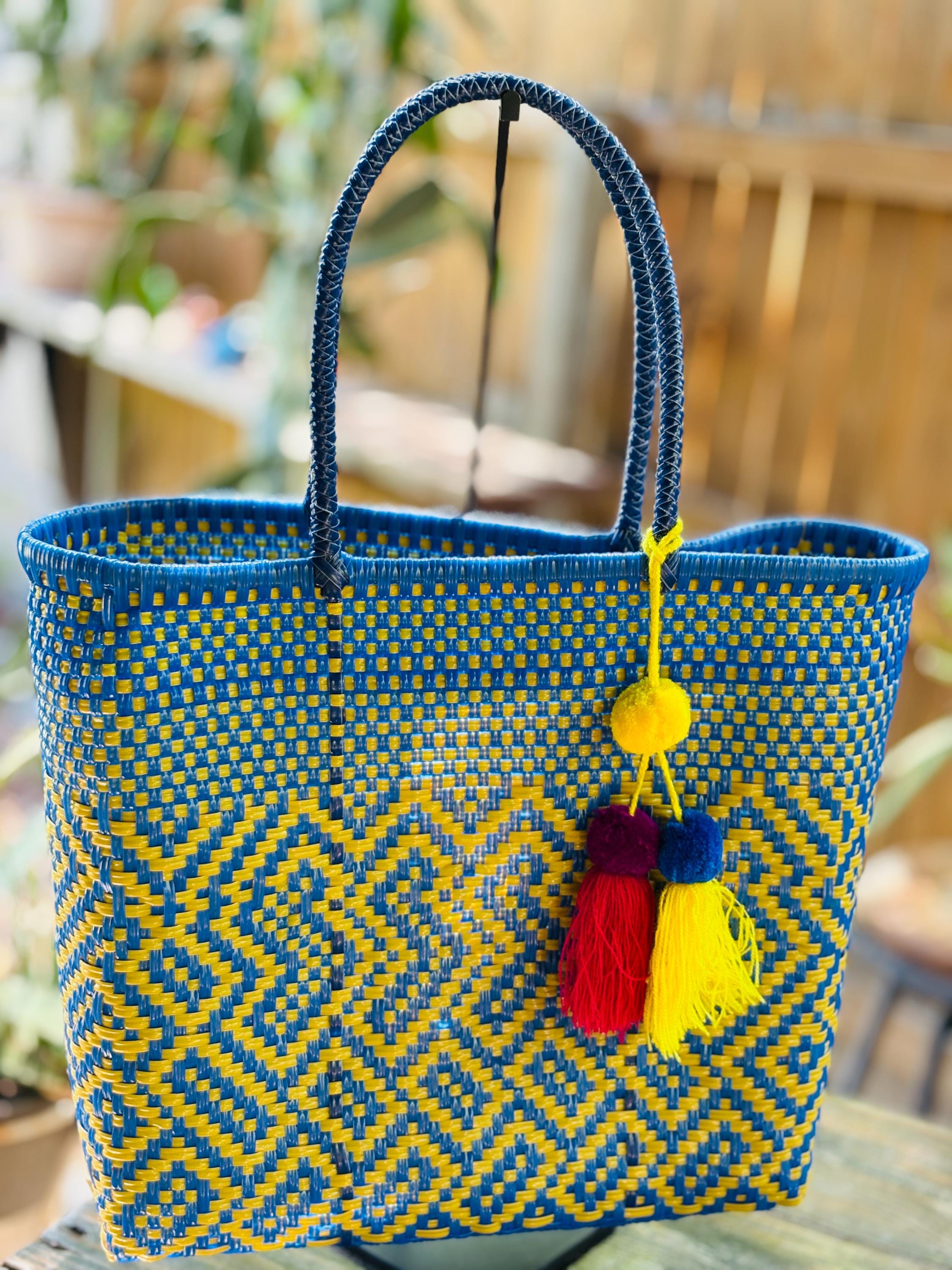 Handwoven Recycled Plastic Tote Bag: Artisan Made Mexican Shoulder Bag