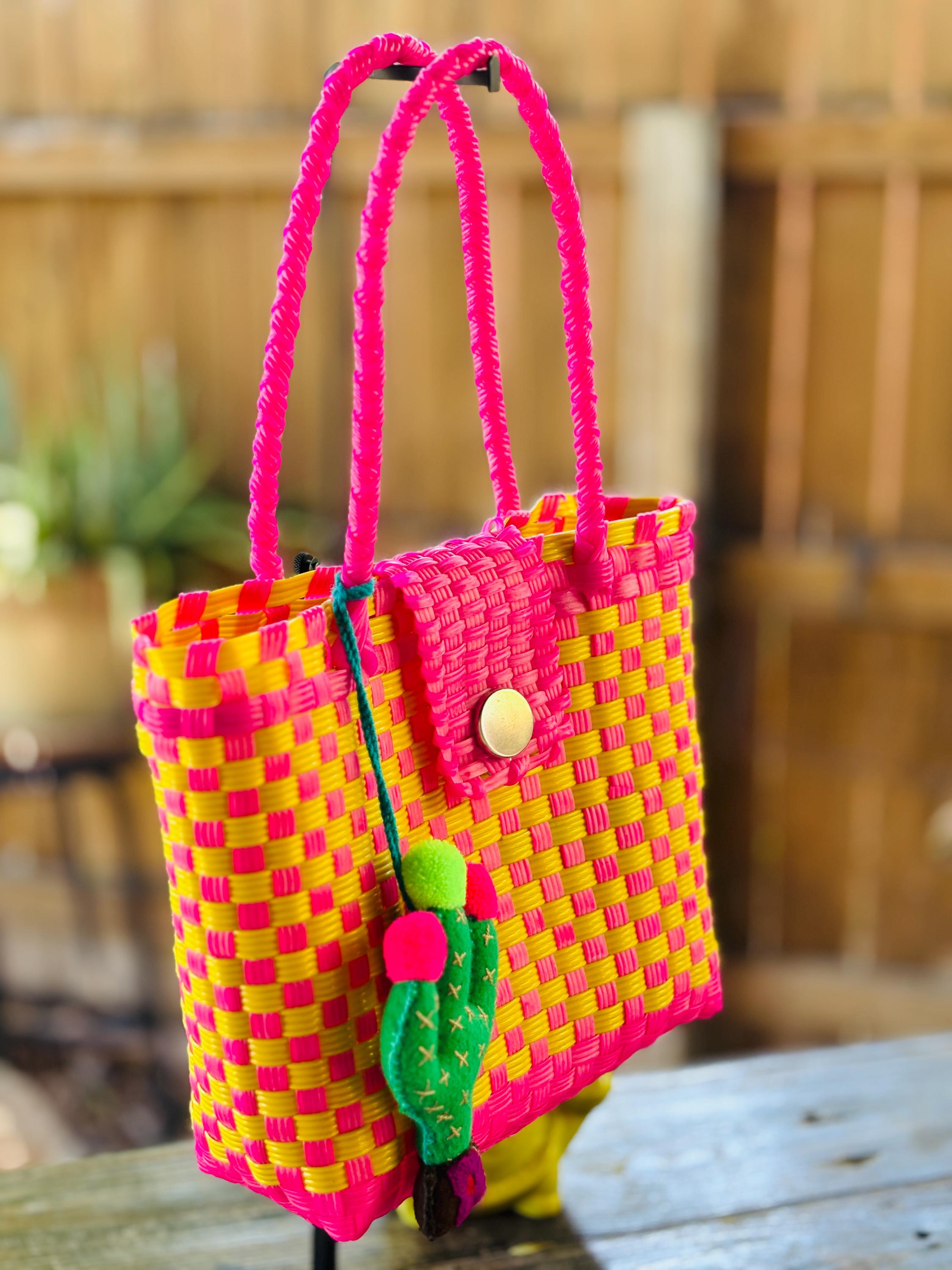 Image of Handwoven Recycled Plastic Bag - Artisan Made Bag from Chiapas, Mexico